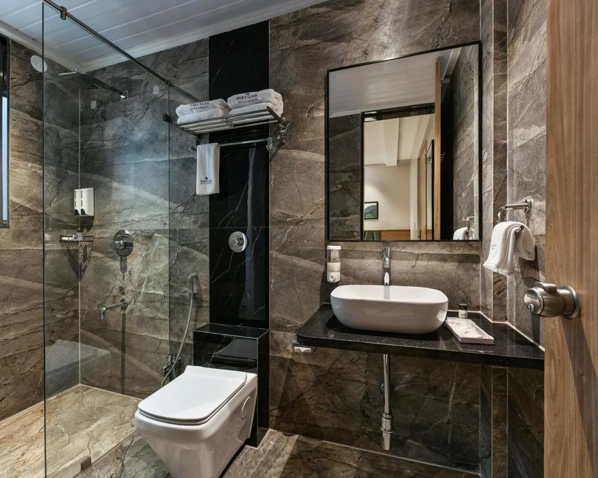 Shower in Meritas Aura Resort