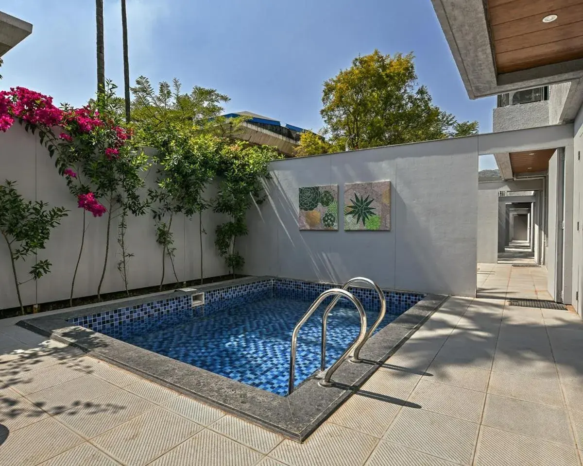 Pool view in Meritas Aura Resort Pool view in Meritas Aura Resort