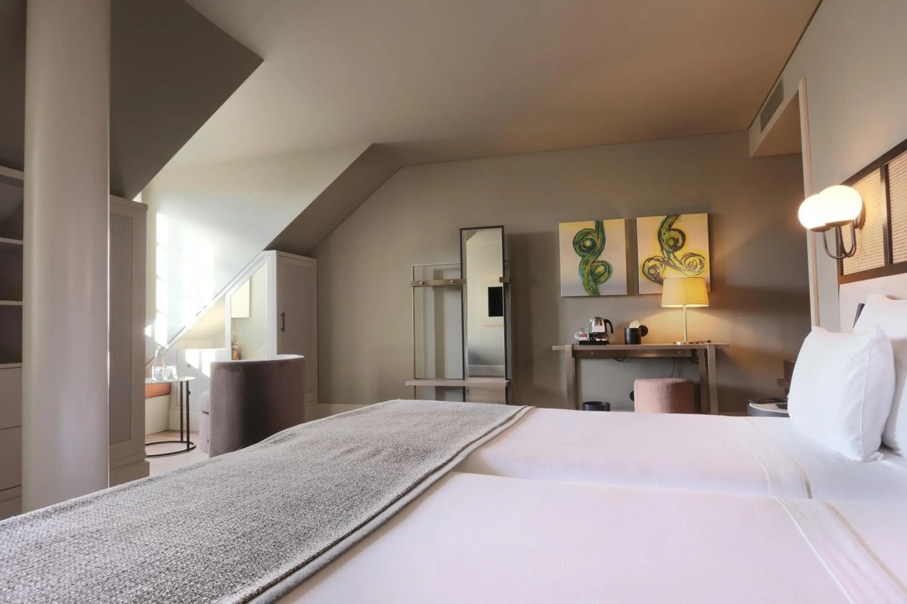 Bedroom, Bed in Timbre Virtudes Bedroom, Bed in Timbre Virtudes