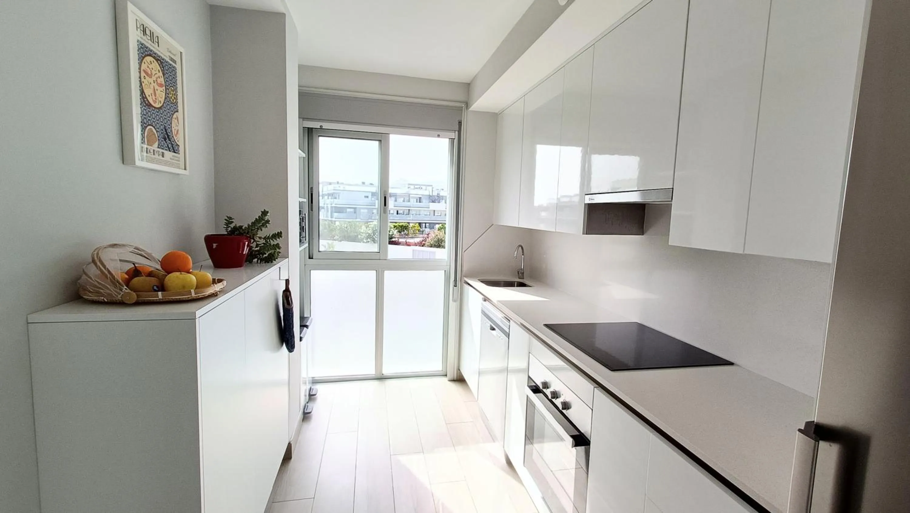 kitchen in Amplio y cómodo apartamento.