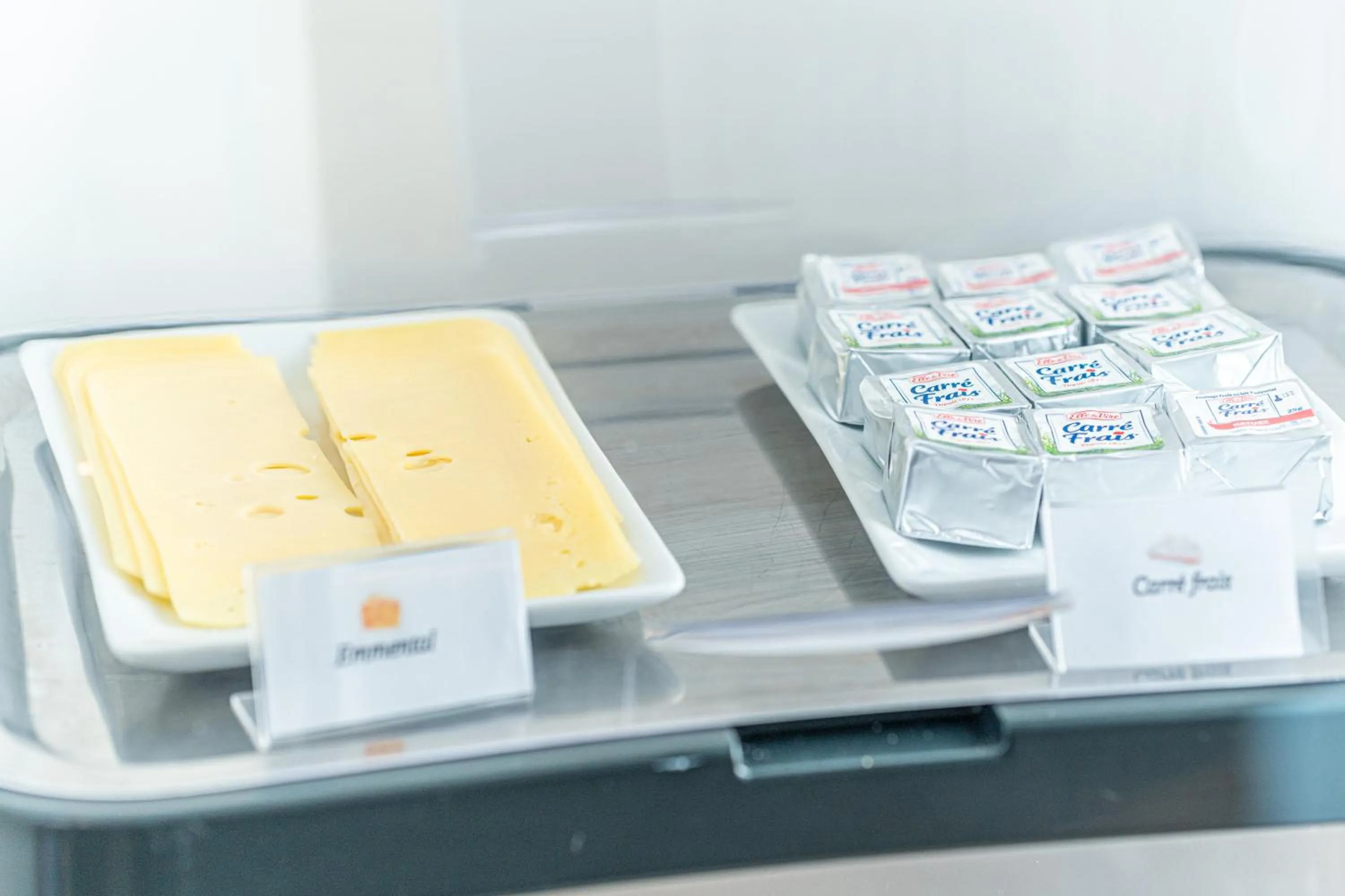 Buffet breakfast in Montempô Appart'Hôtel Toulouse Cité Internationale