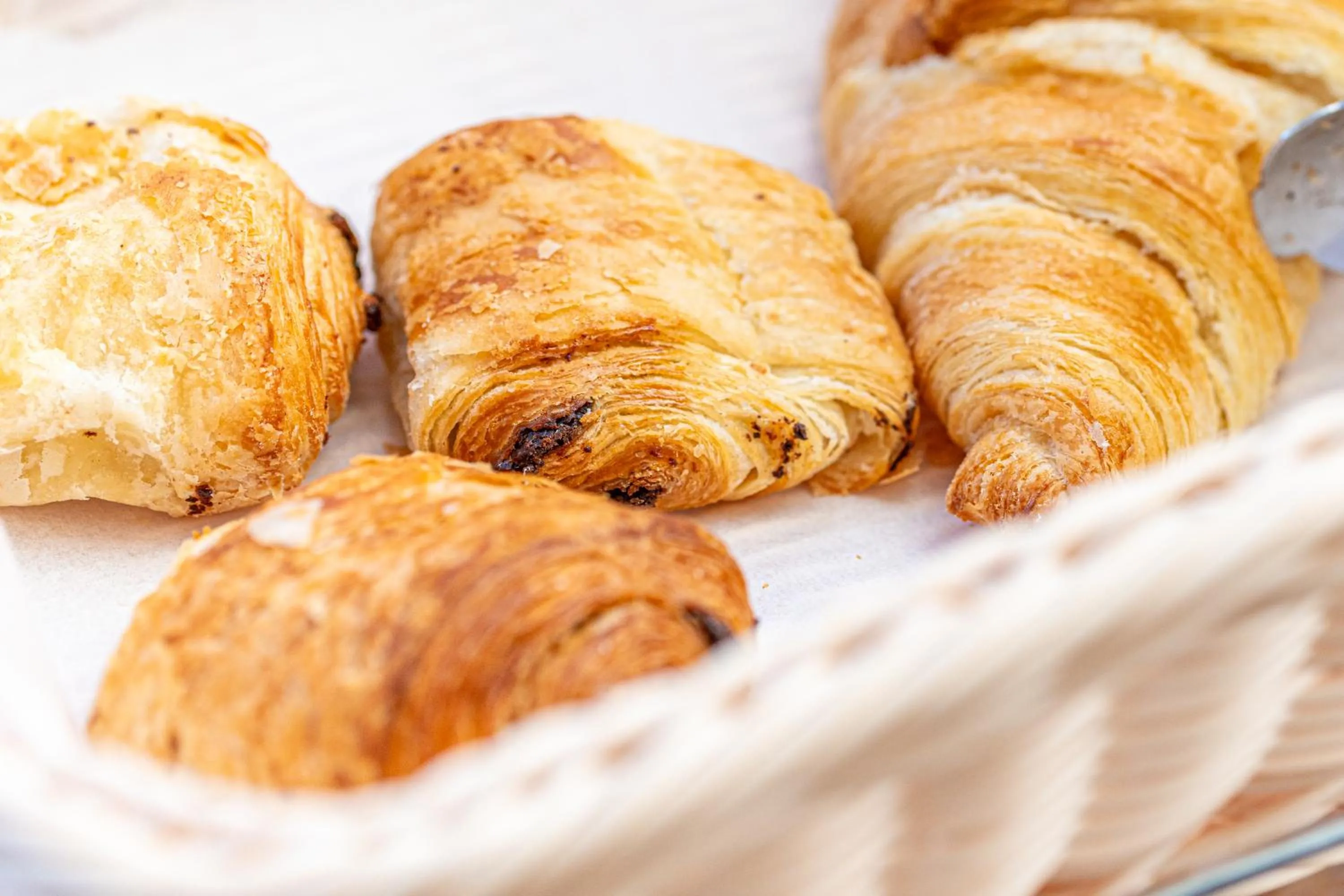 Buffet breakfast in Montempô Appart'Hôtel Toulouse Cité Internationale