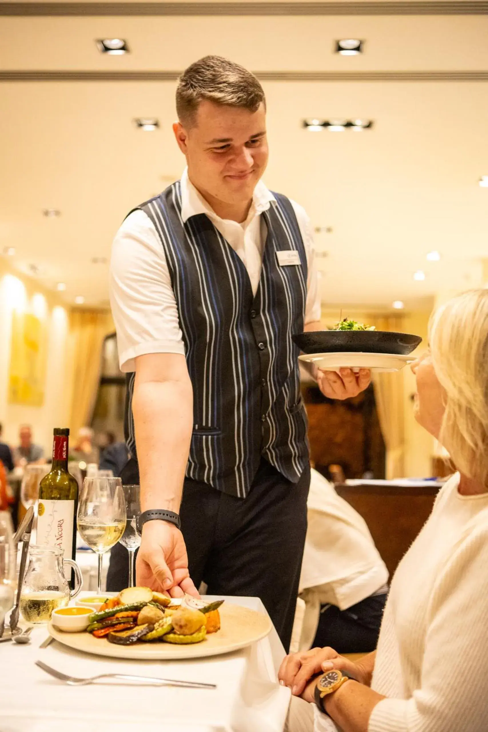 Restaurant/places to eat in Luz Del Mar Restaurant/places to eat in Luz Del Mar