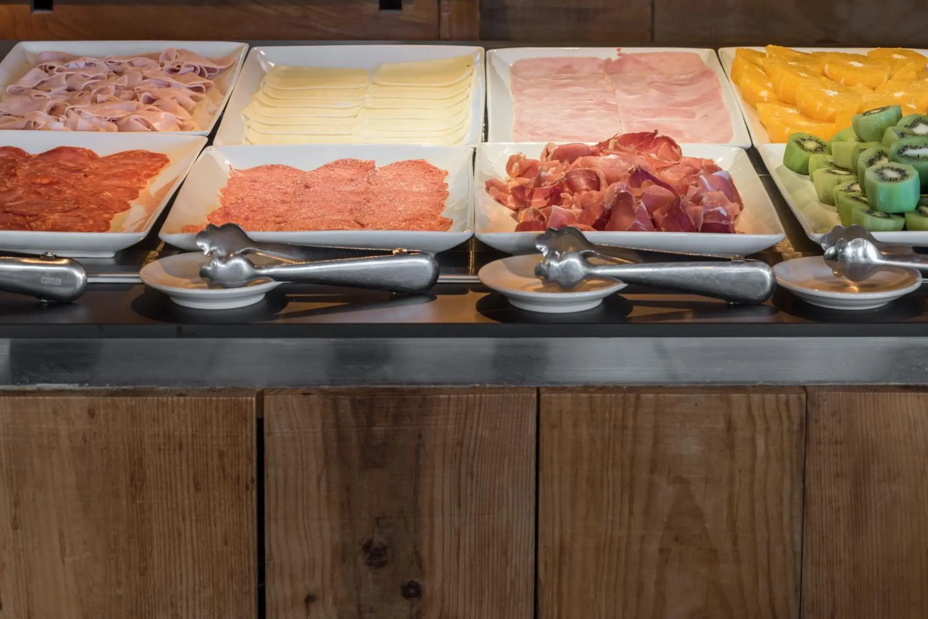 Buffet breakfast in Snö Hotel Formigal Buffet breakfast in Snö Hotel Formigal