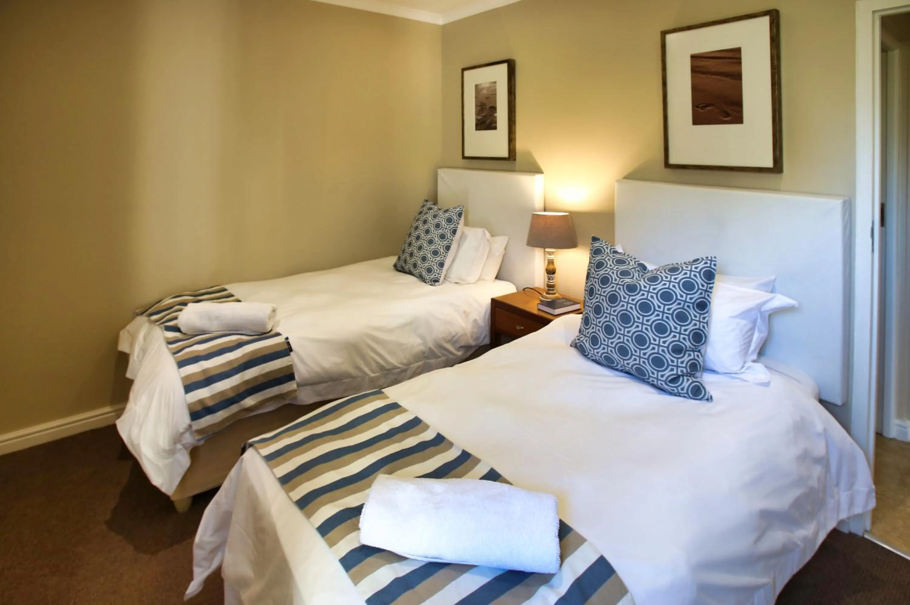 Bed in Ellefsen Golf Suite 103, Langebaan, 4-sleeper