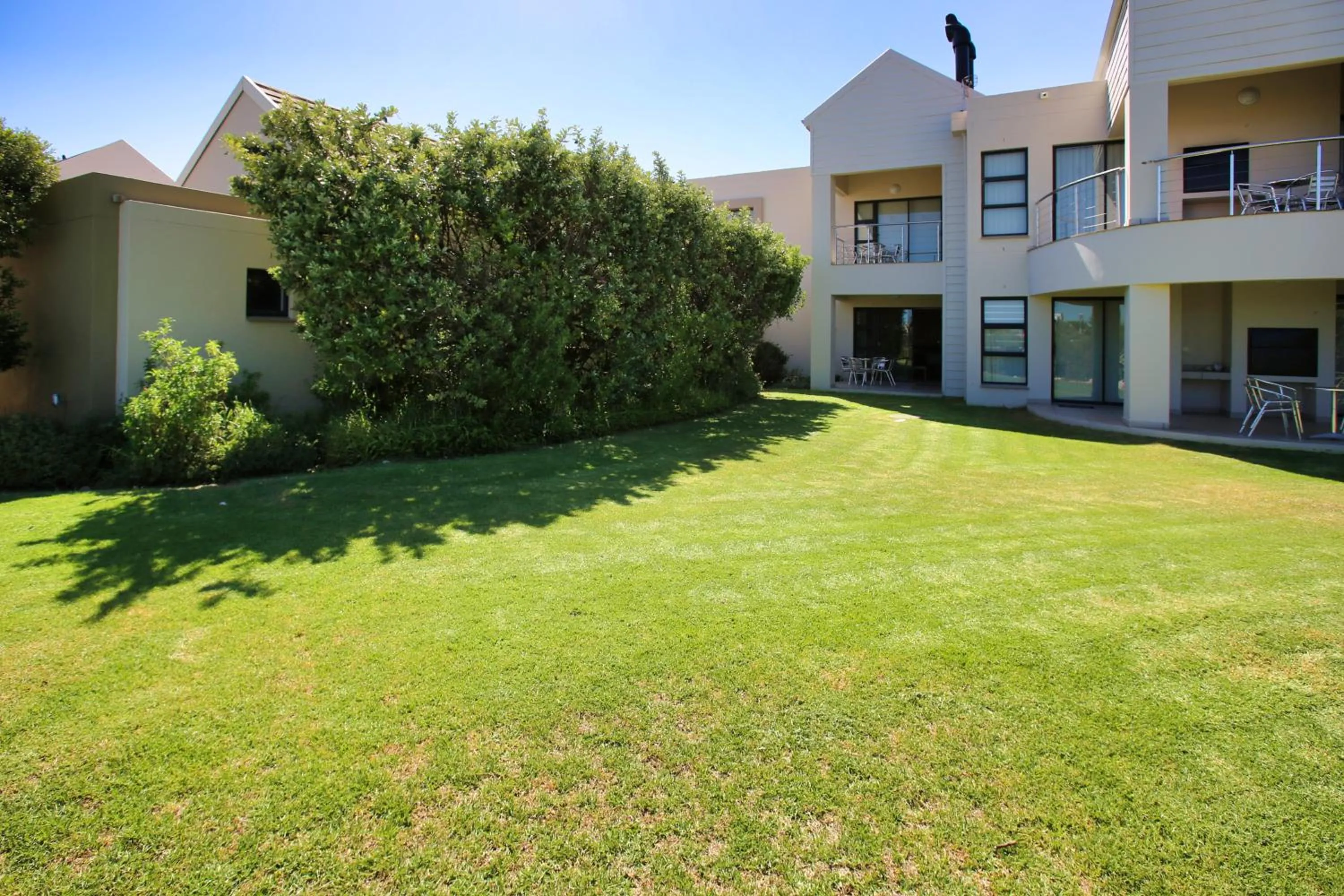 Property building in Ellefsen Golf Suite 103, Langebaan, 4-sleeper
