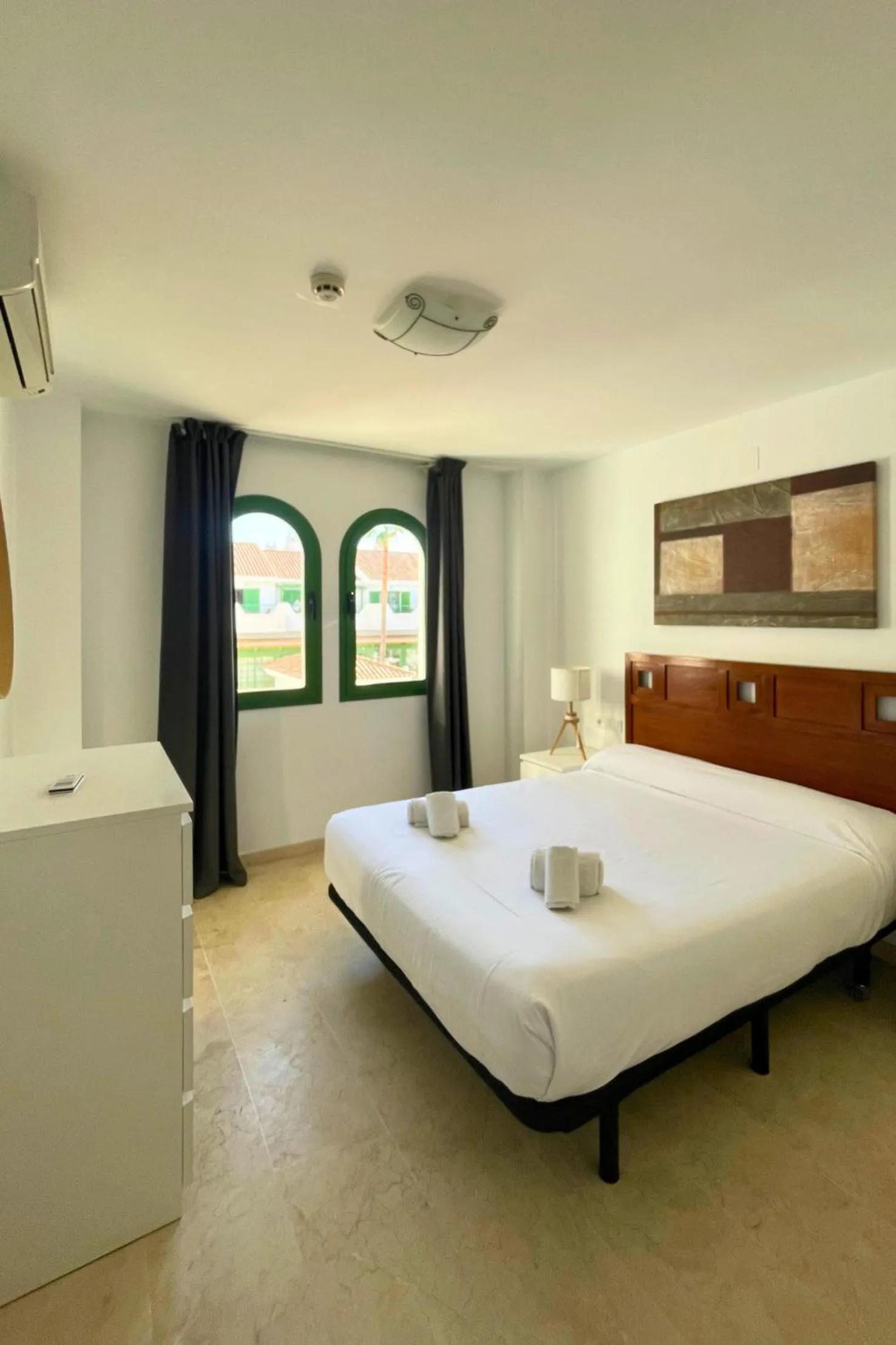 Bed in Hotel Apartamentos Manilva Sun