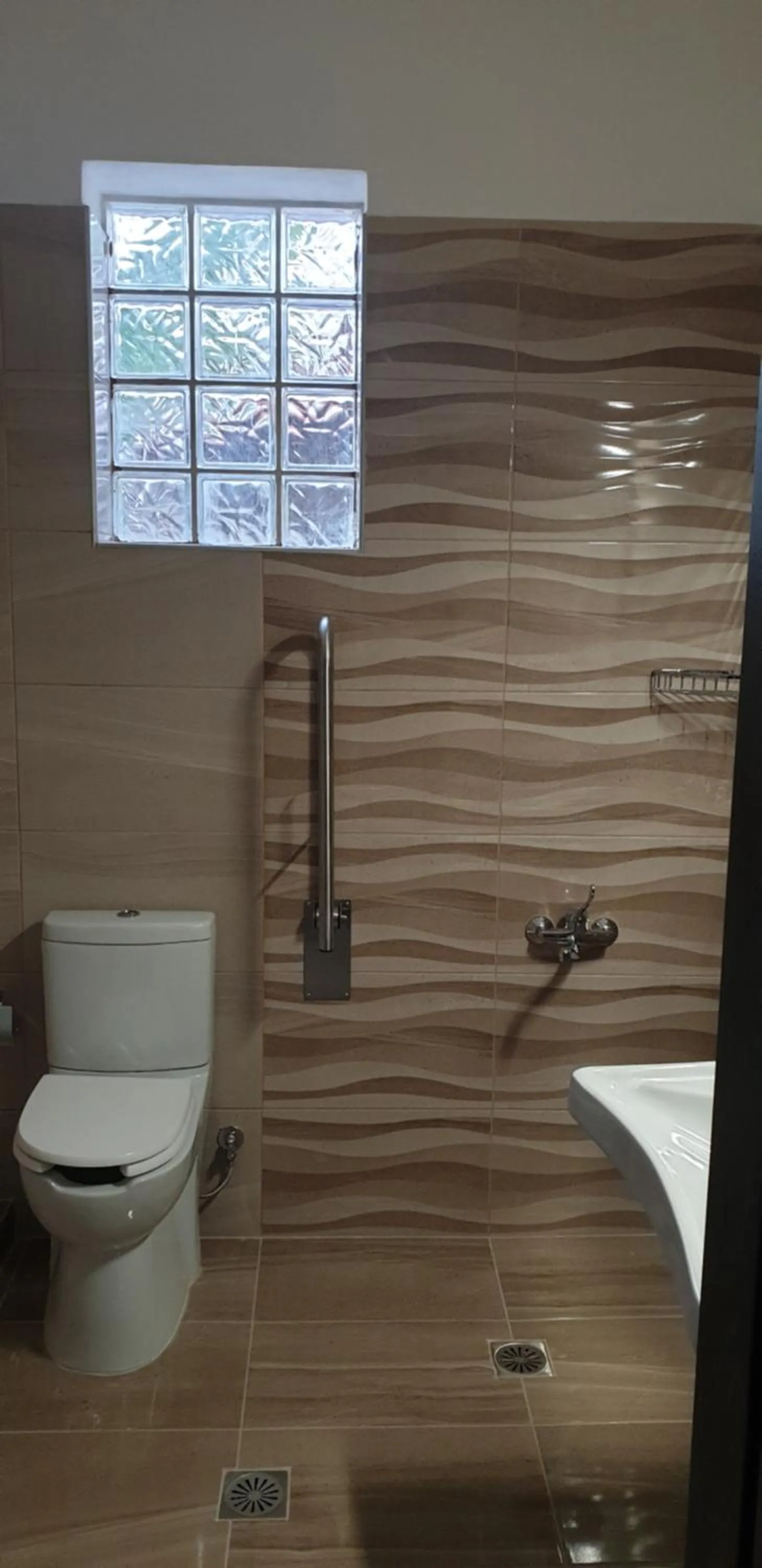 AYRA ROOMS ALIVERI