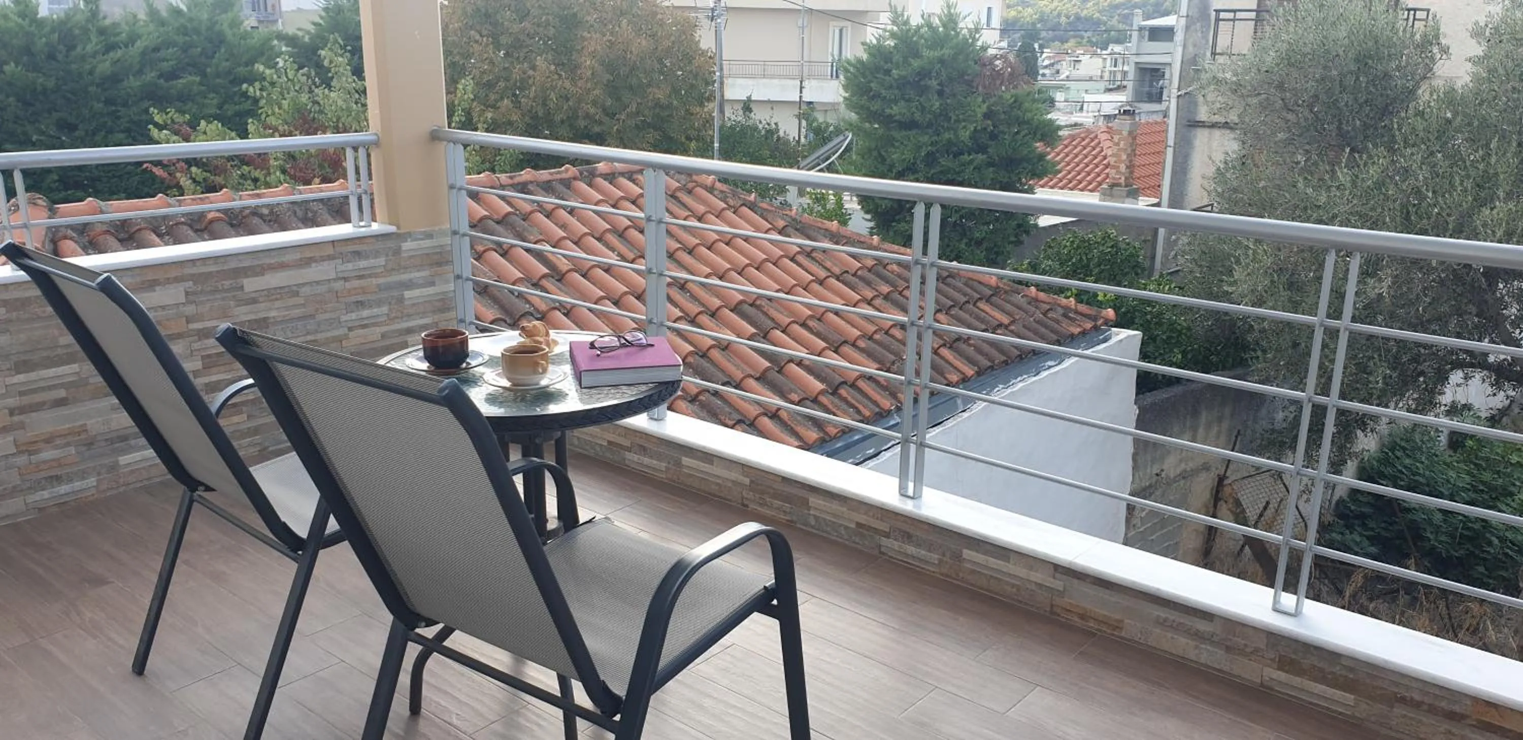 AYRA ROOMS ALIVERI