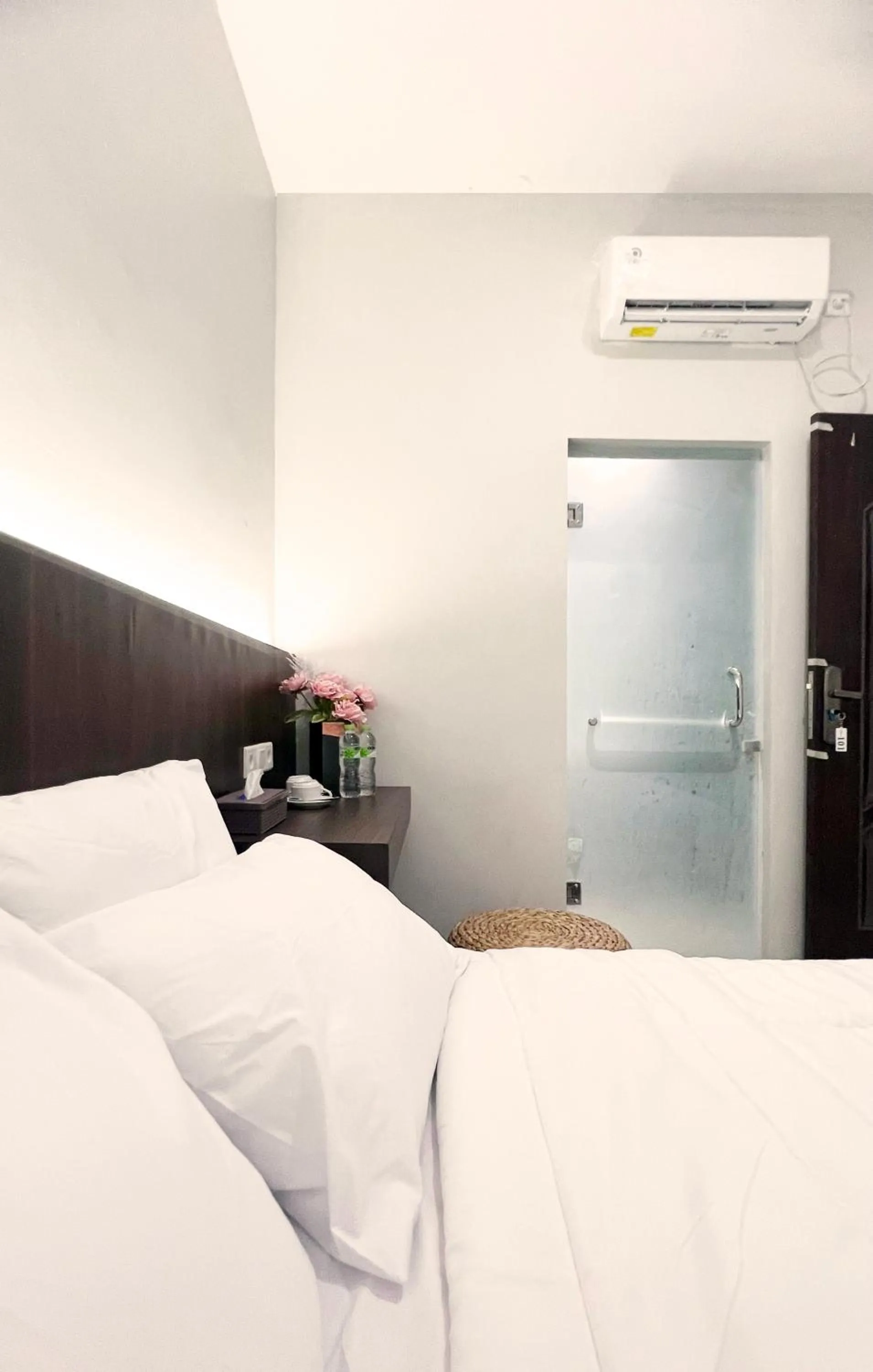 Bed in Sleep Studio Hotel City Center Surabaya