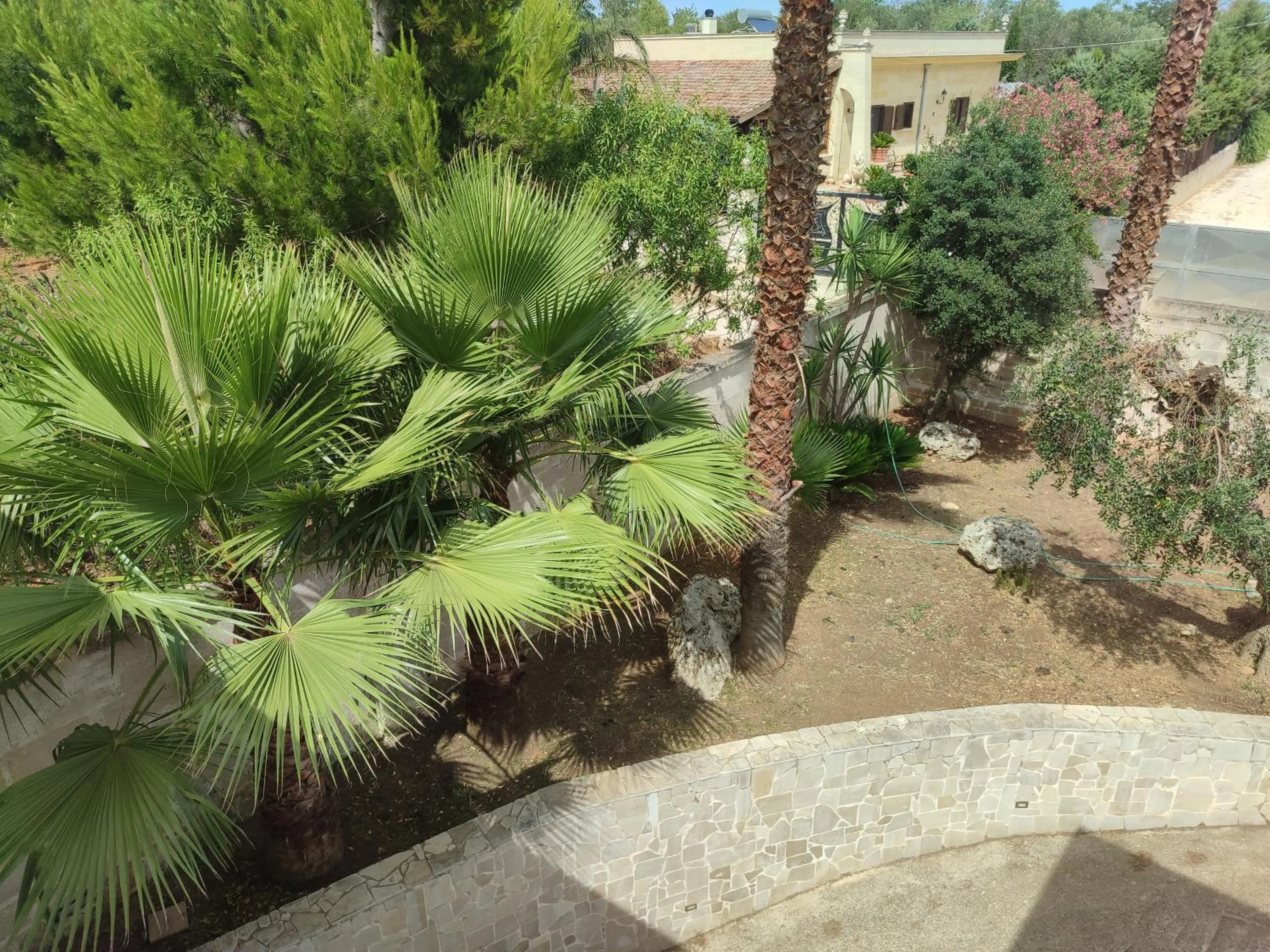 Garden in Villa con piscina Aria di sole