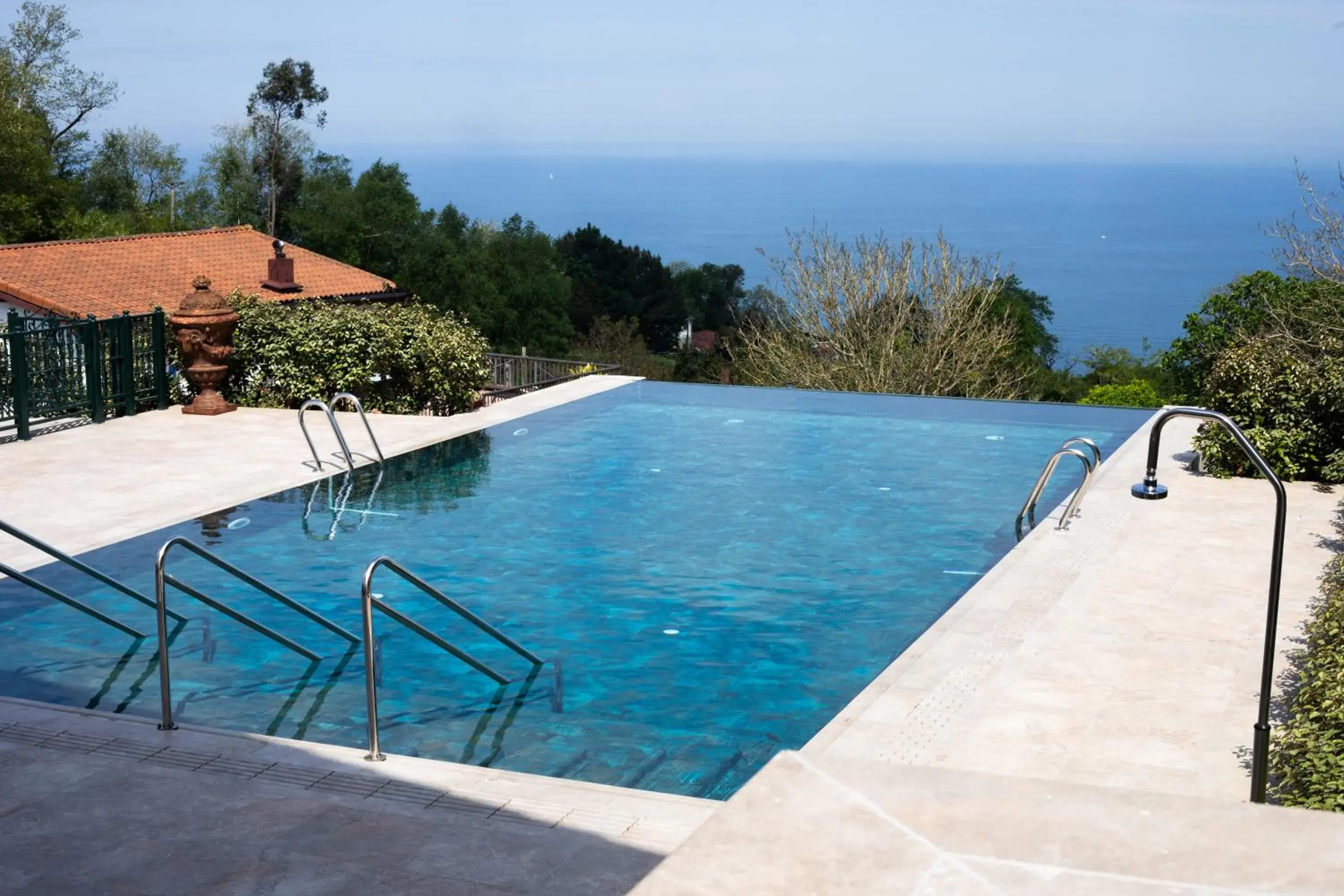 Property building in Hotel Luze Boutique San Sebastian Property building in Hotel Luze Boutique San Sebastian