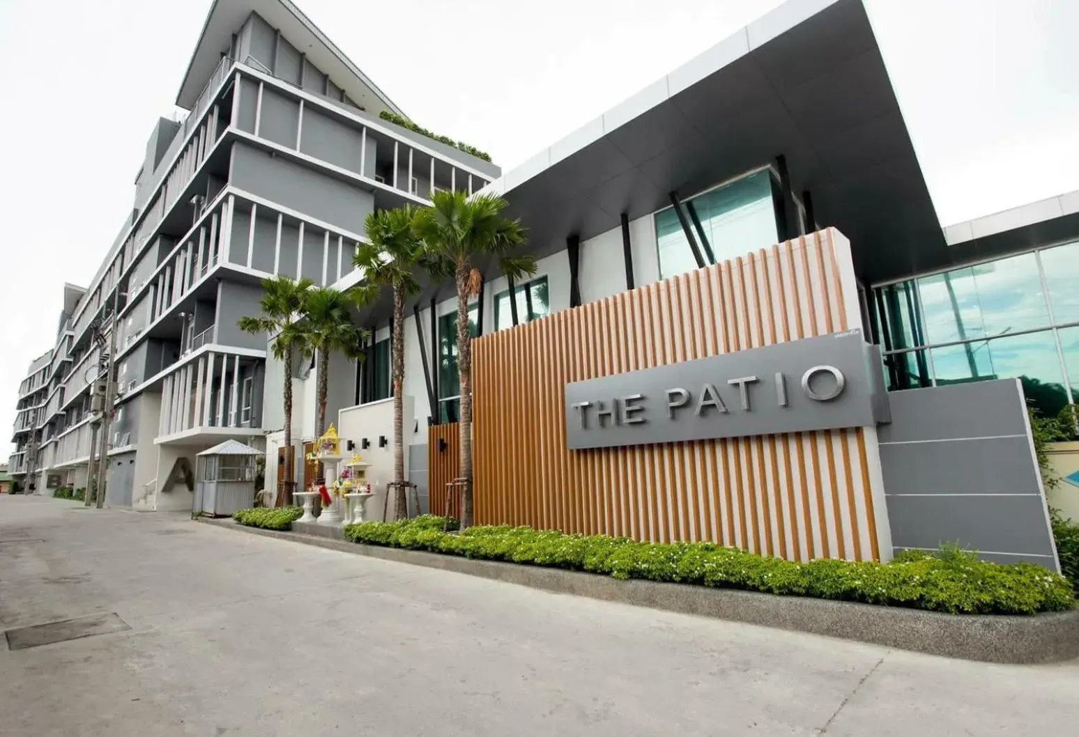 The Patio bangsaen miracle Seaview The Patio bangsaen miracle Seaview