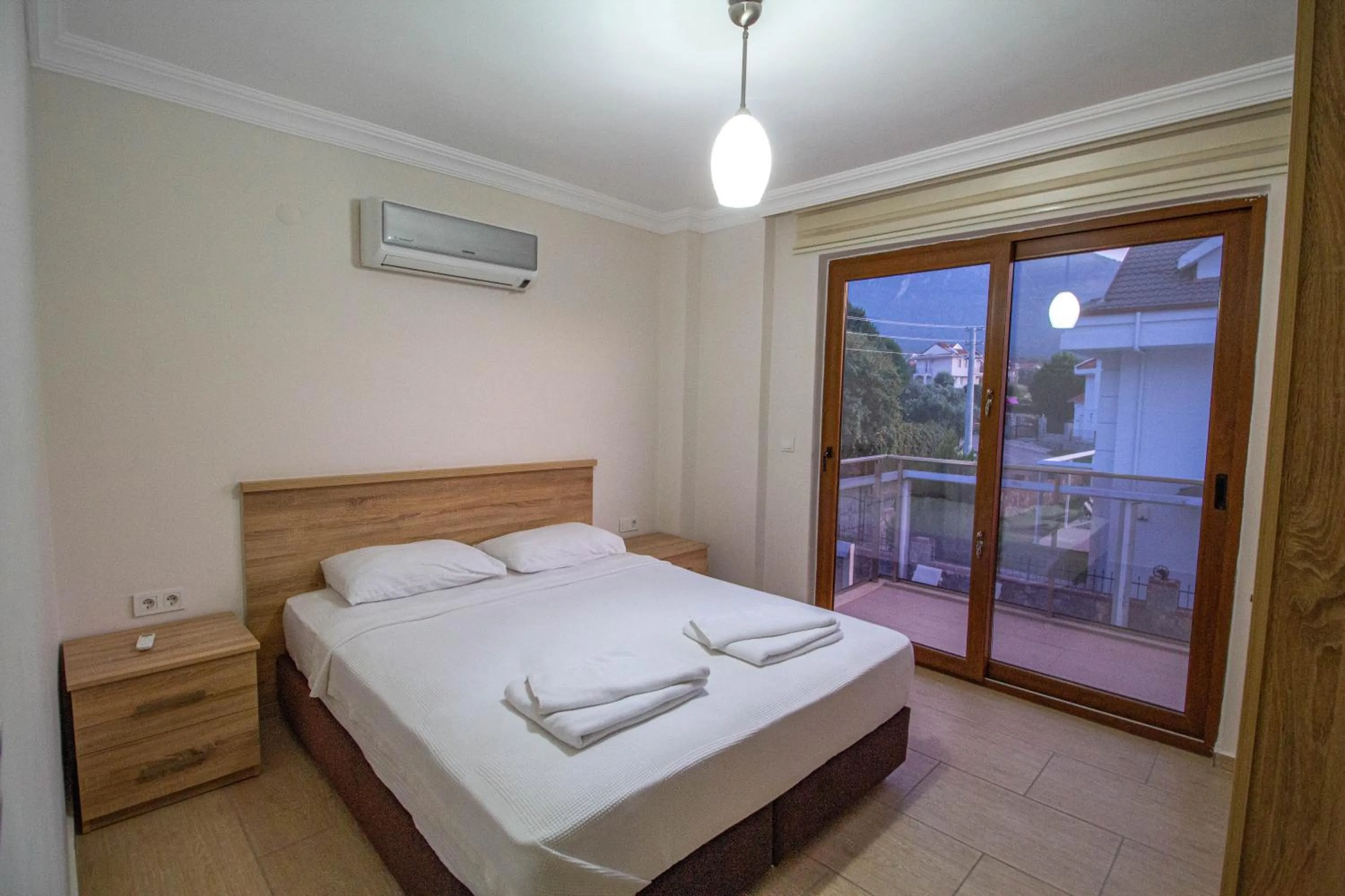 Bed in Prestij Makri 4+1 Villa, Özel Havuzlu, Fethiye