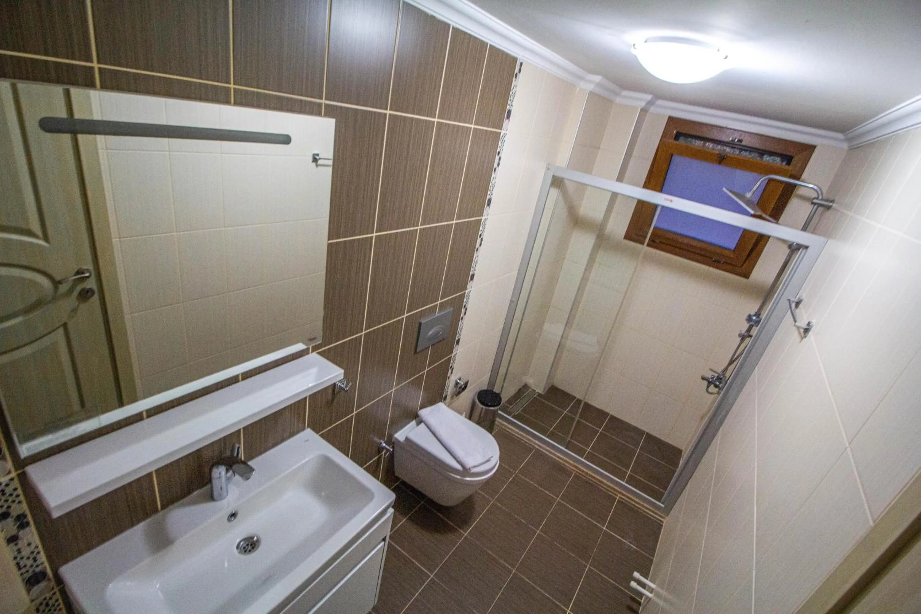 Shower in Prestij Makri 4+1 Villa, Özel Havuzlu, Fethiye