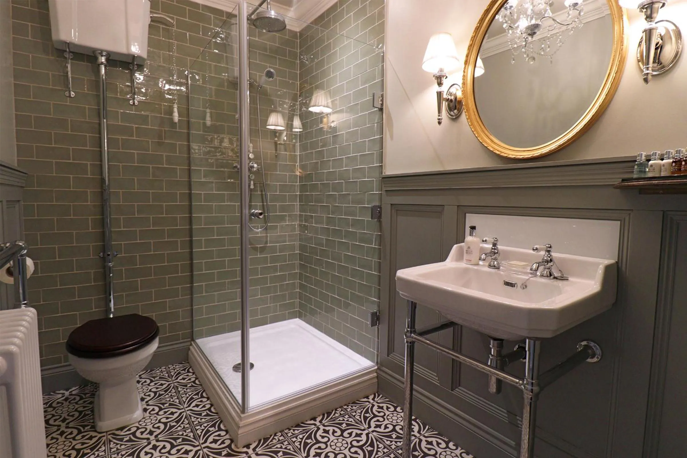 Bathroom in The Georgian Swansea