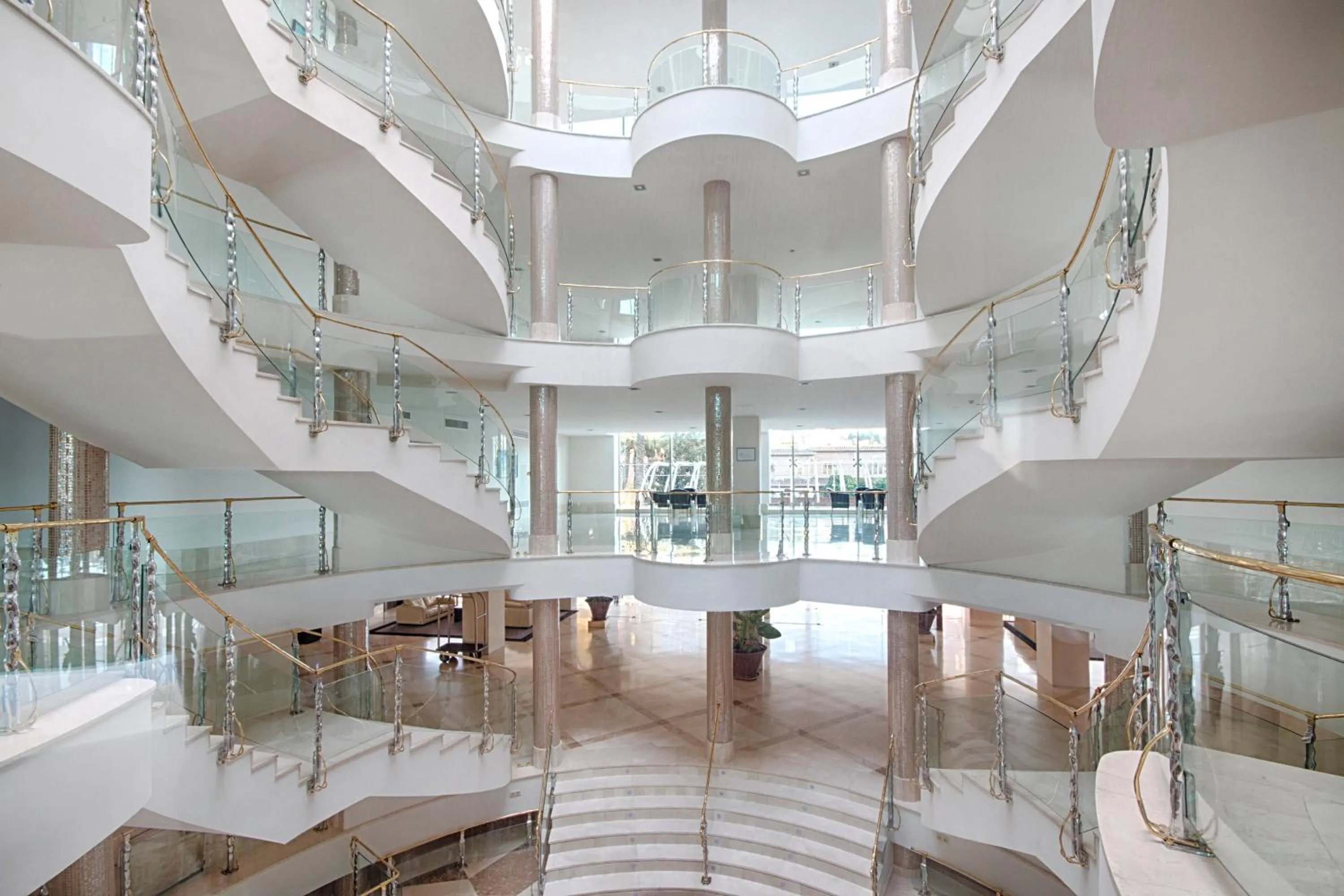 Lobby or reception in Hotel Granada Palace