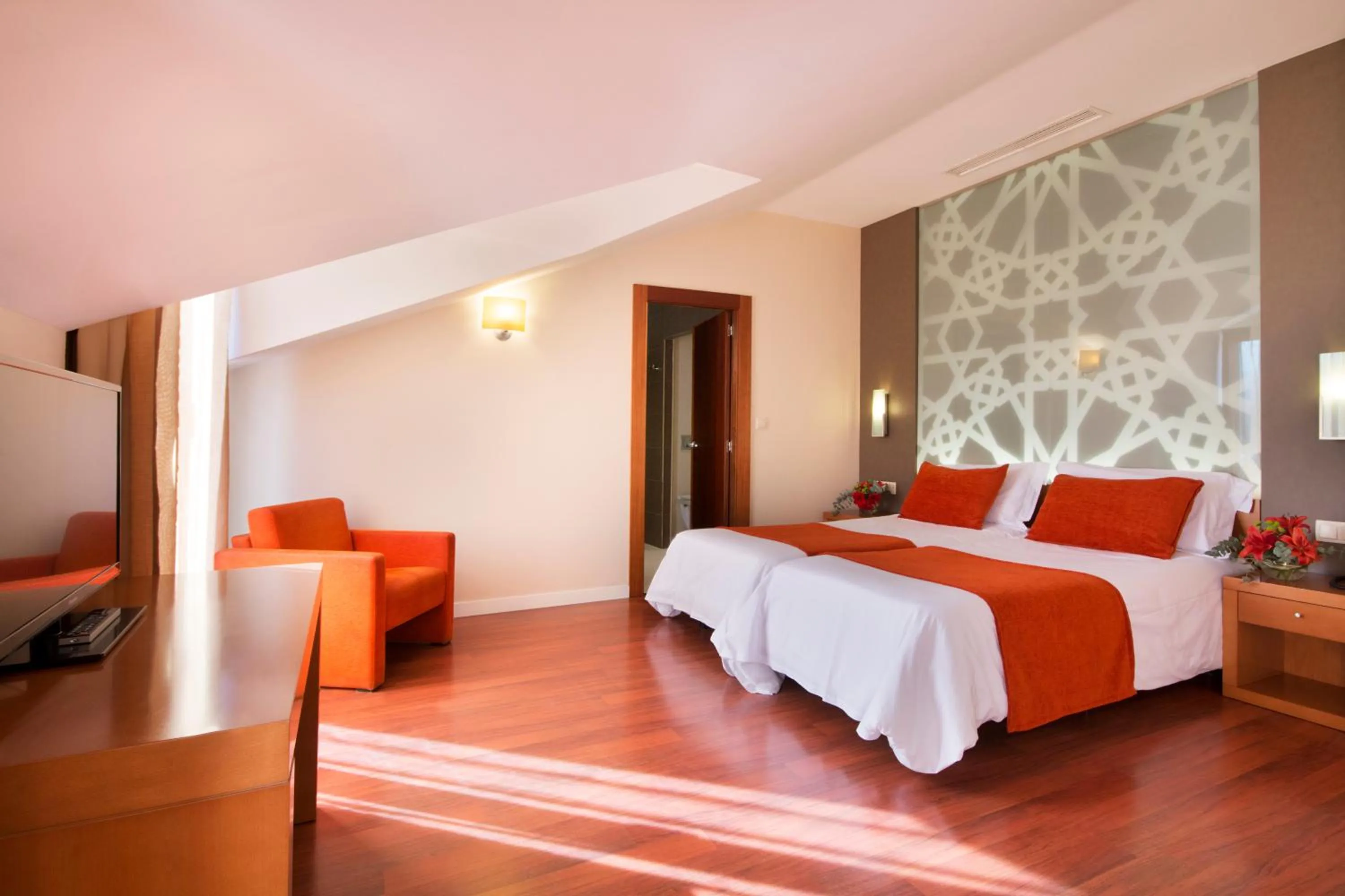 Photo of the whole room, Bed in Hotel Granada Palace