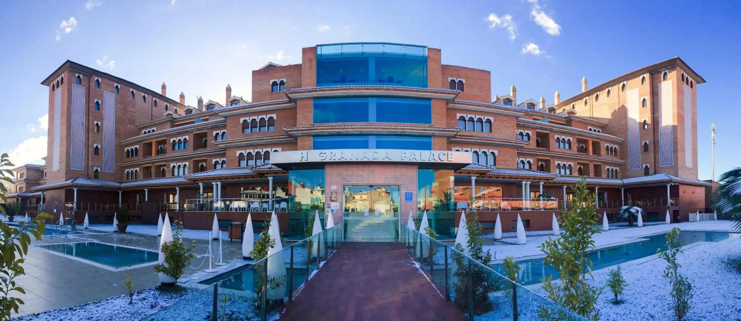 Property building in Hotel Granada Palace Property building in Hotel Granada Palace