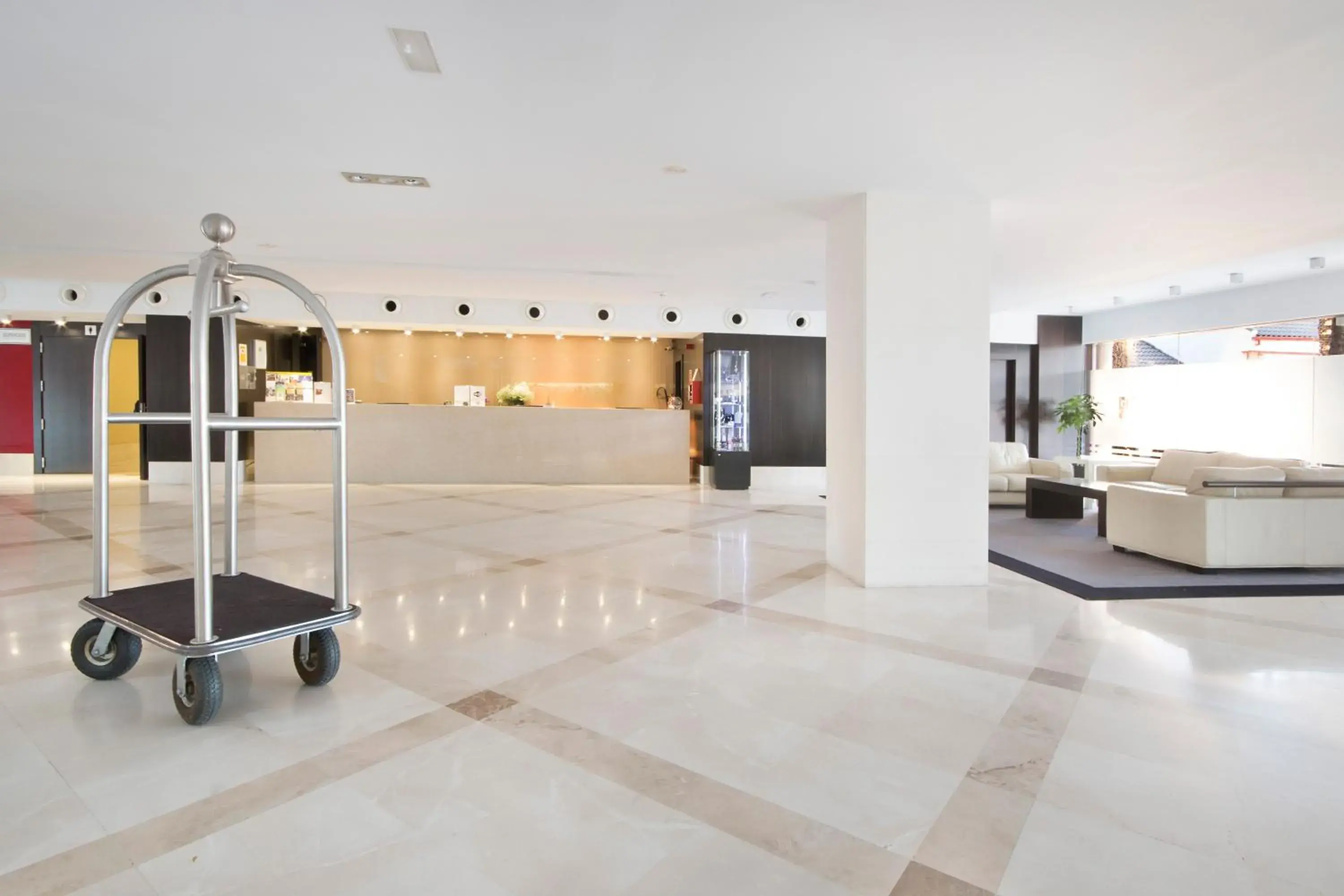 Lobby or reception in Hotel Granada Palace Lobby or reception in Hotel Granada Palace