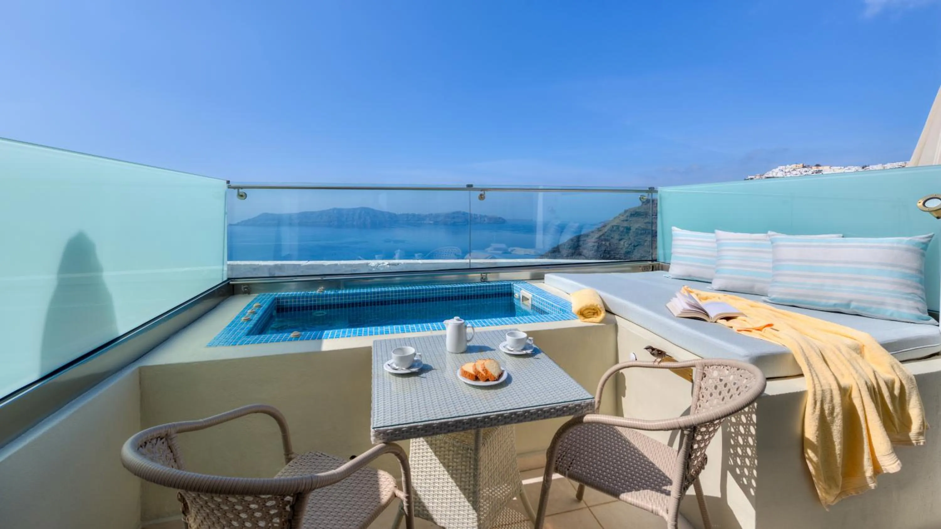 Hot Tub in Ellinon Thea Boutique Hotel