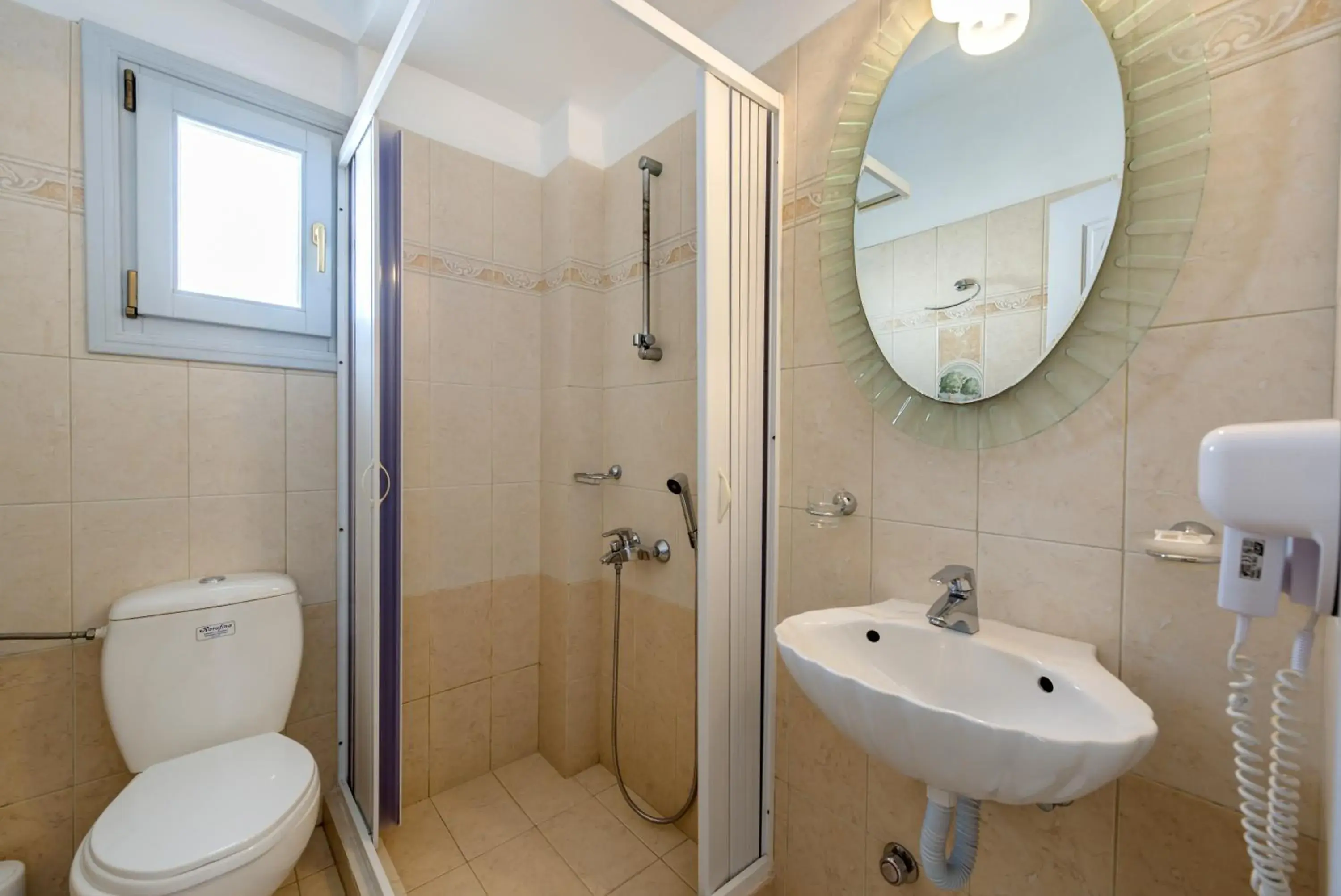 Superior Quadruple Room with Hot Tub and Caldera View in Ellinon Thea Boutique Hotel Superior Quadruple Room with Hot Tub and Caldera View in Ellinon Thea Boutique Hotel