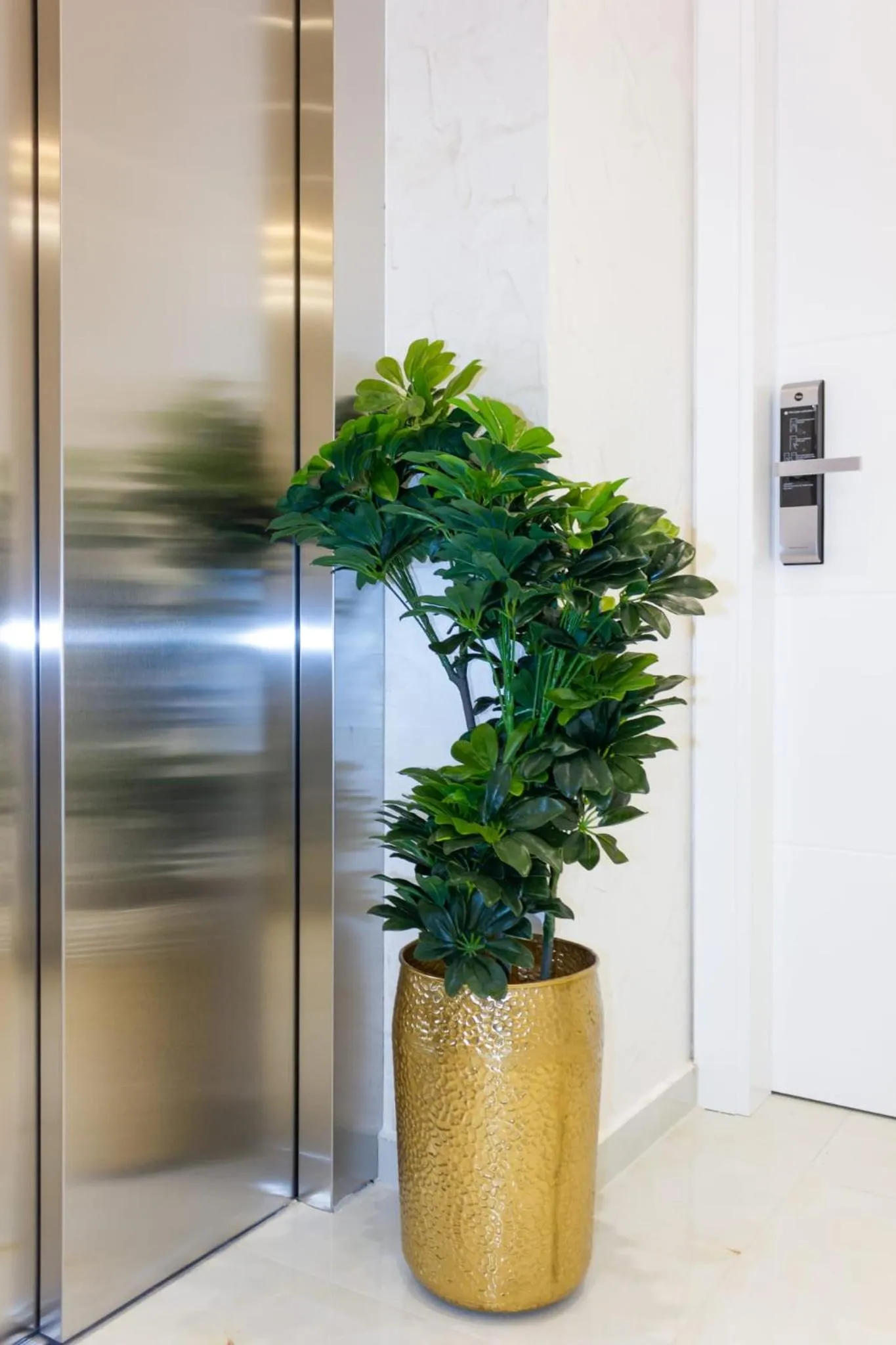 elevator in Irini Luxury Rooms