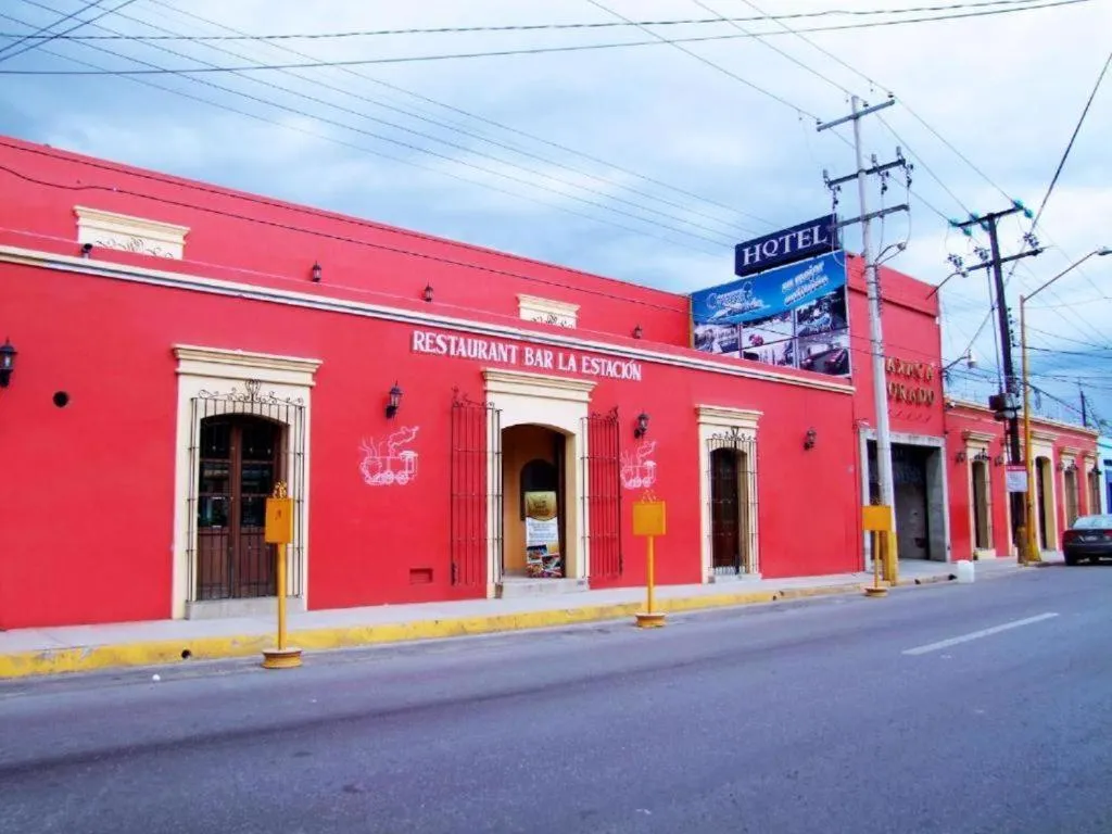 Facade/entrance in Hotel Oaxaca Dorado