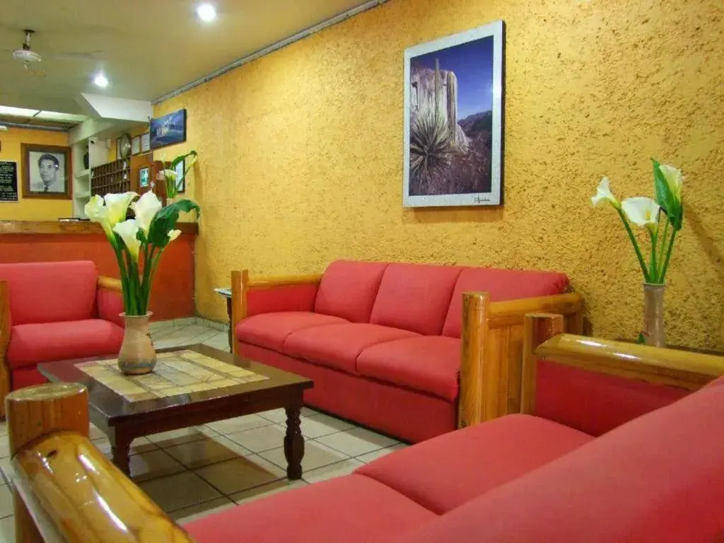Lobby or reception in Hotel Oaxaca Dorado Lobby or reception in Hotel Oaxaca Dorado