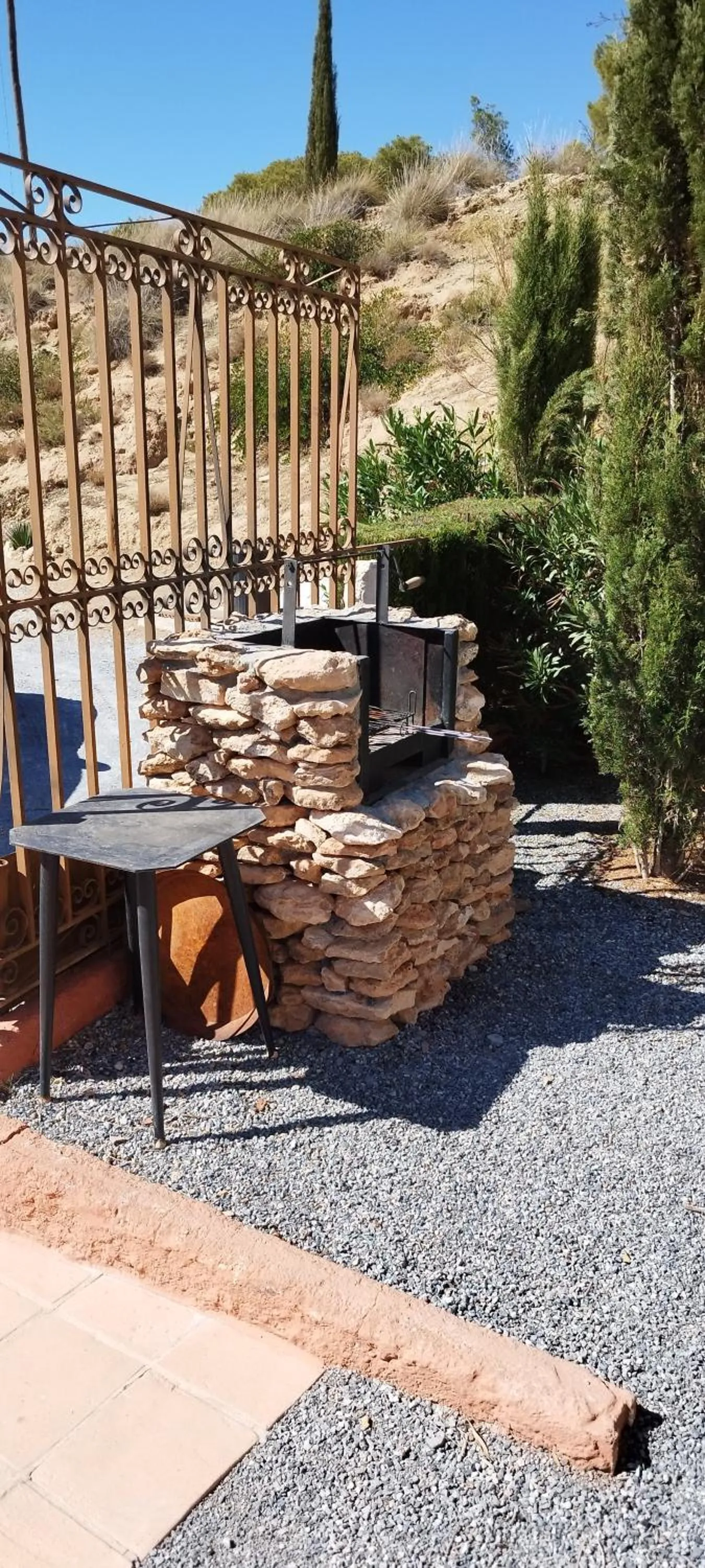 BBQ facilities in Casas Cueva y Cortijo La Tala en Guadix