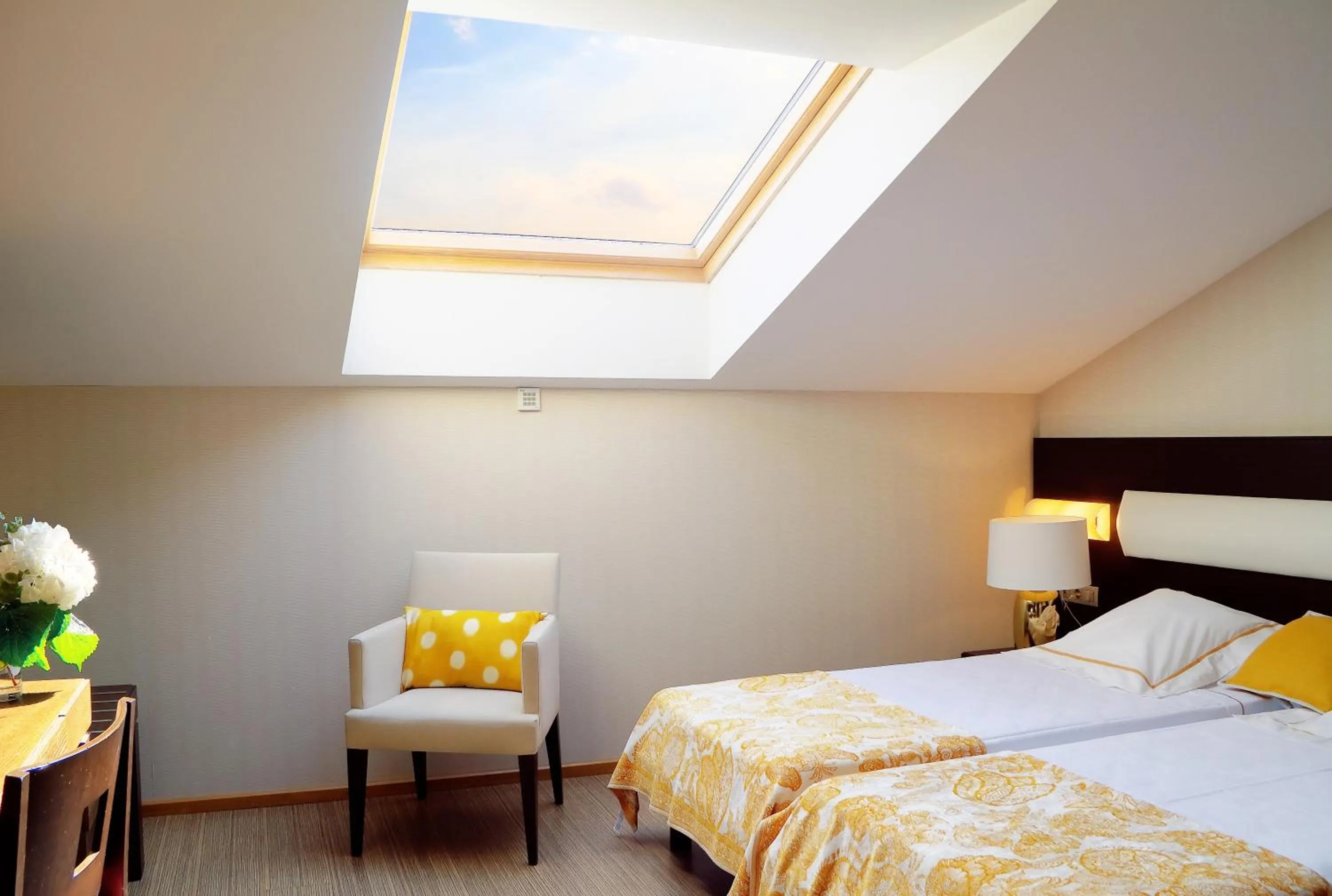 Bedroom, Bed in Oca Palacio De La Llorea Hotel & Spa