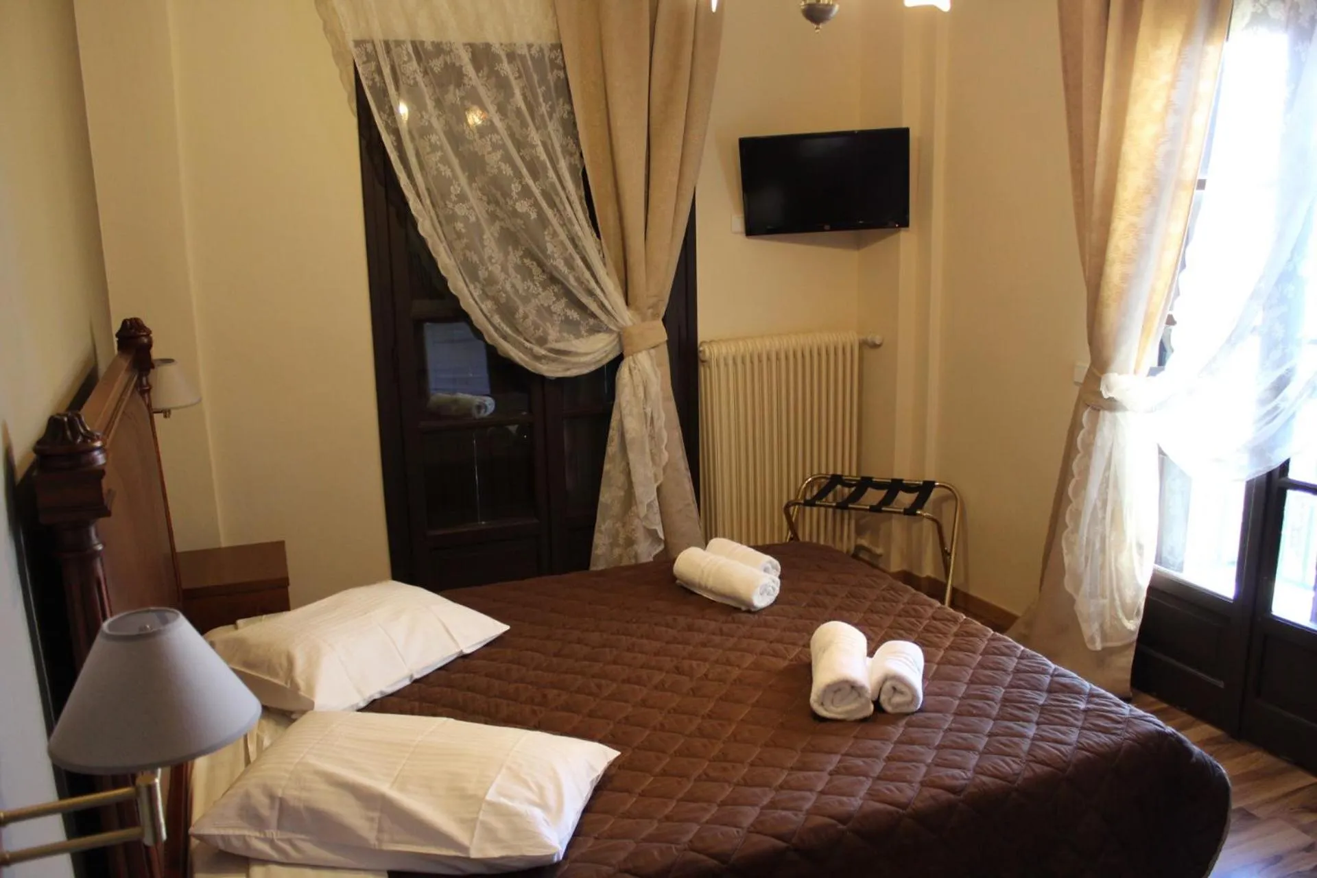 Bed in Alkistis Hotel