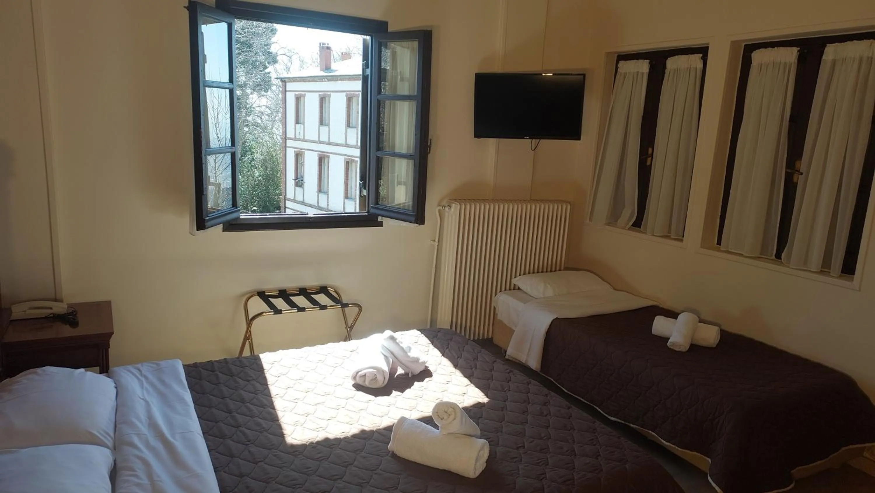 Bed in Alkistis Hotel