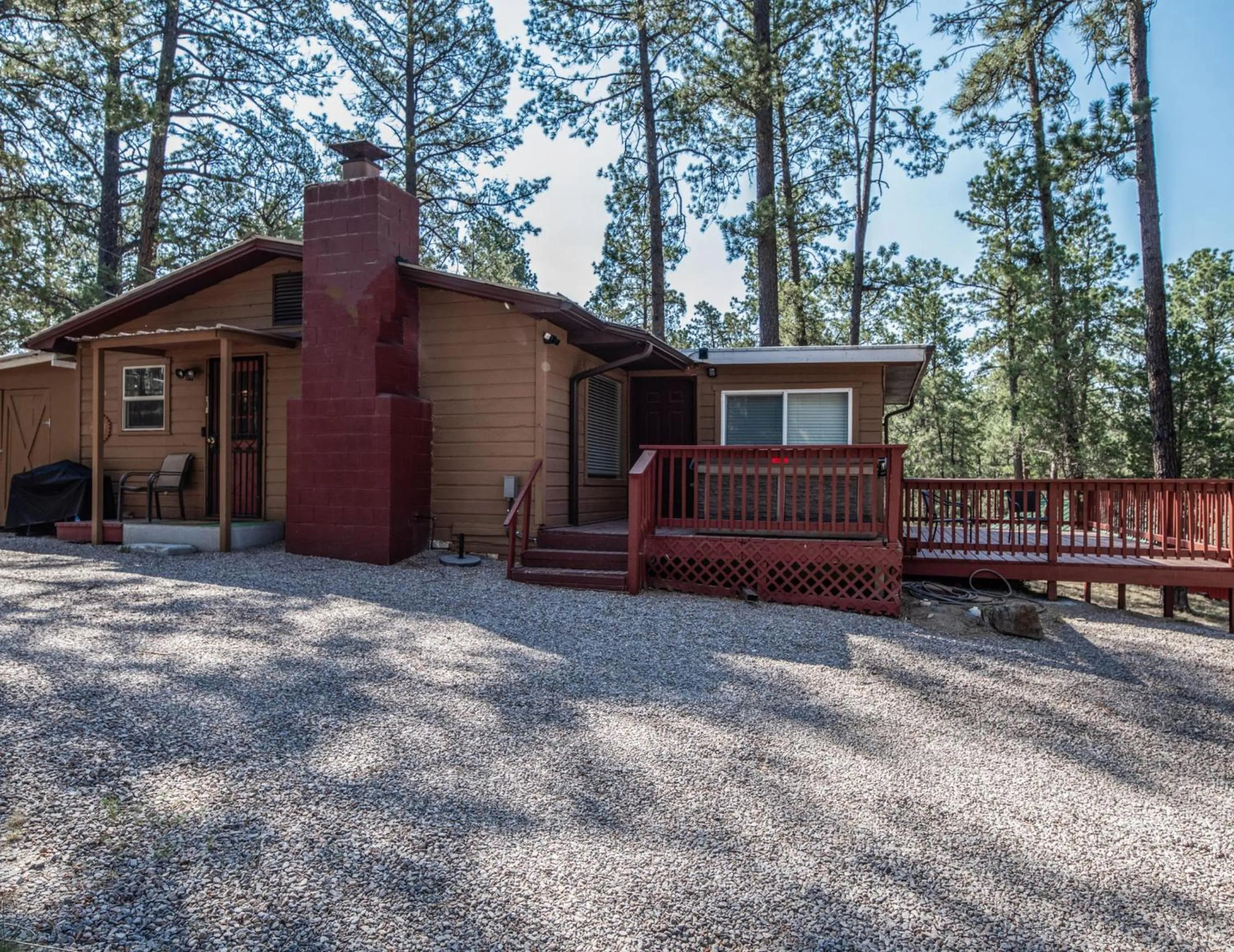Property building in The Elk Meadow Cozy Cabin