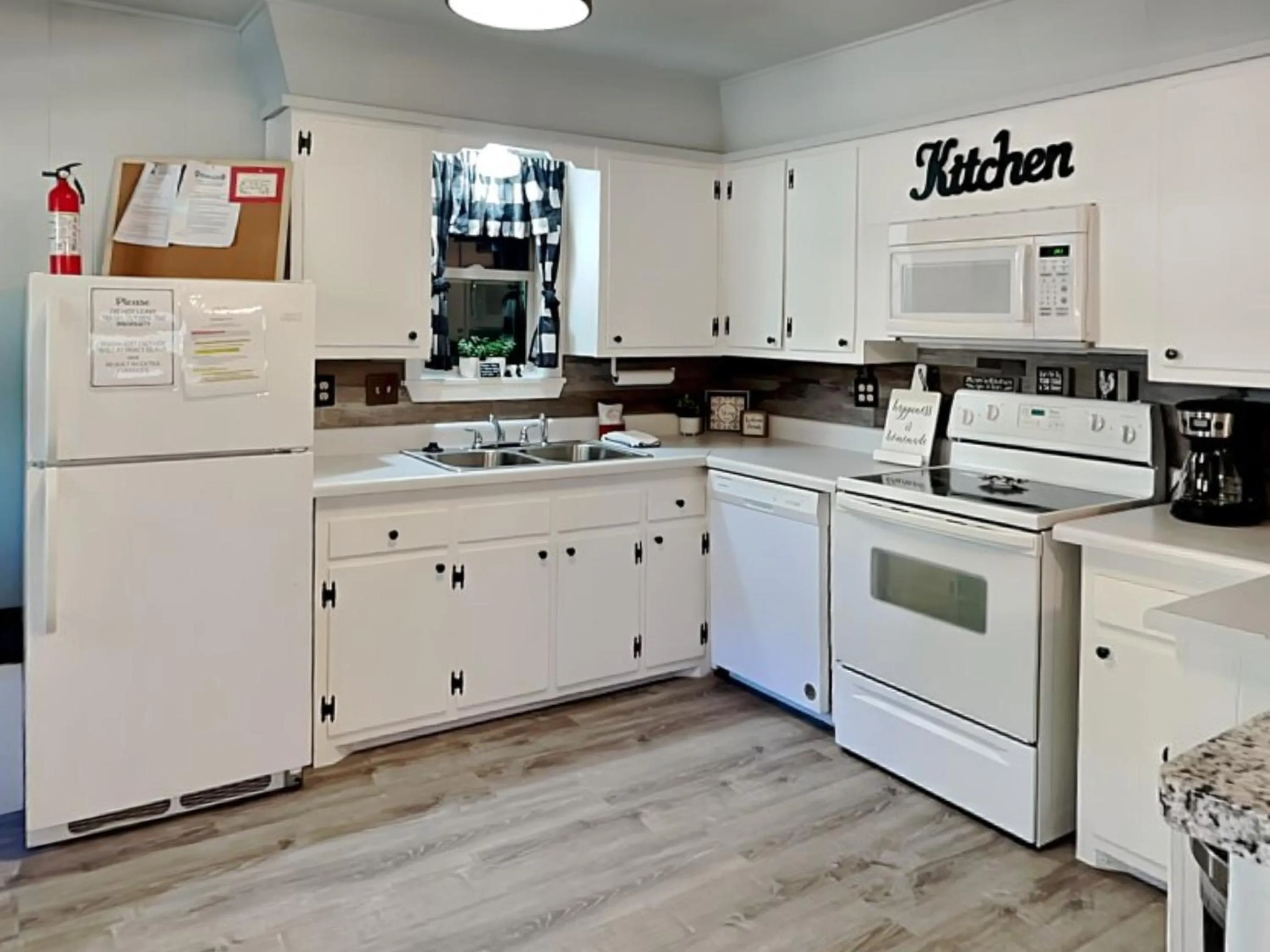 The Elk Meadow Cozy Cabin