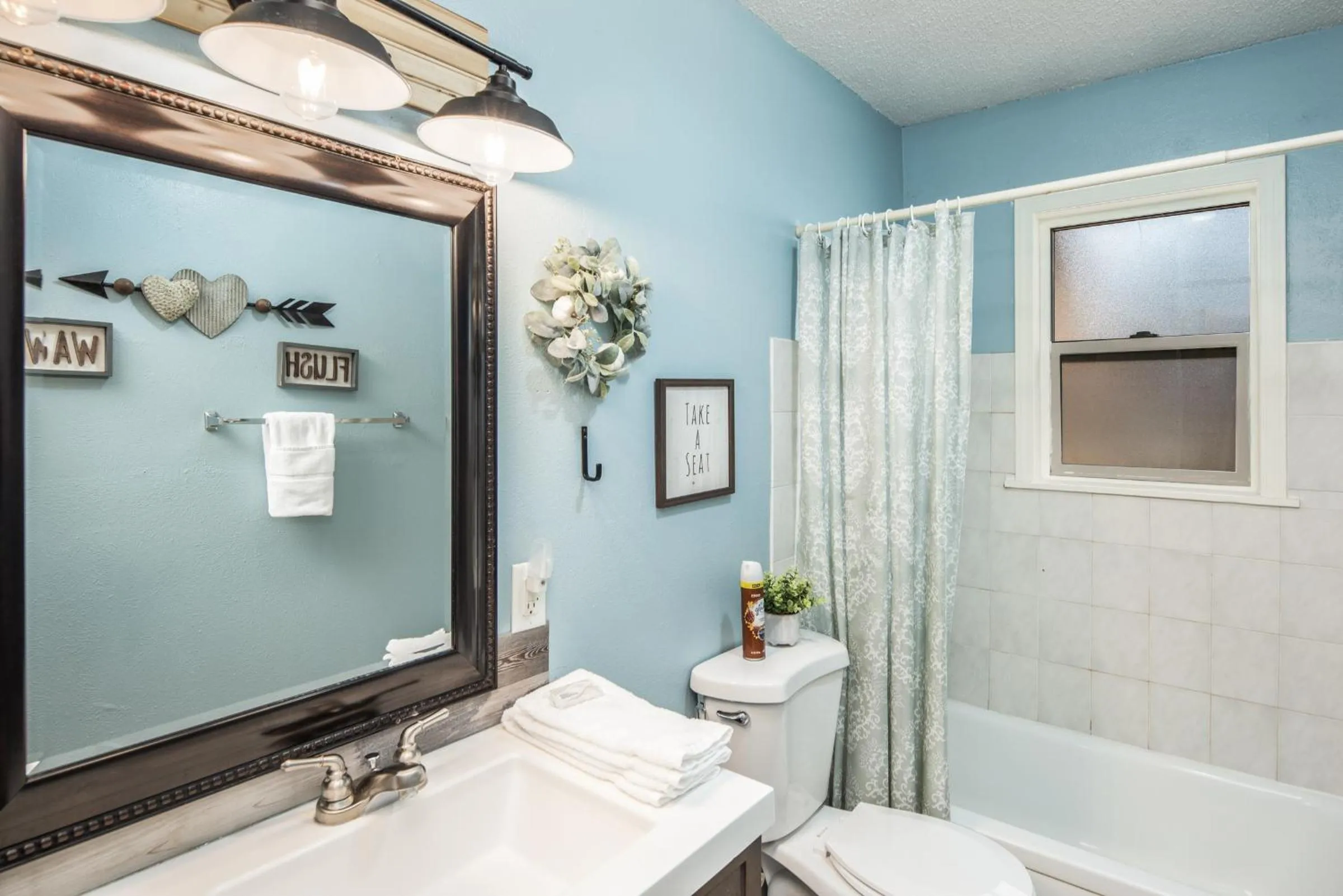 Property building in The Elk Meadow Cozy Cabin