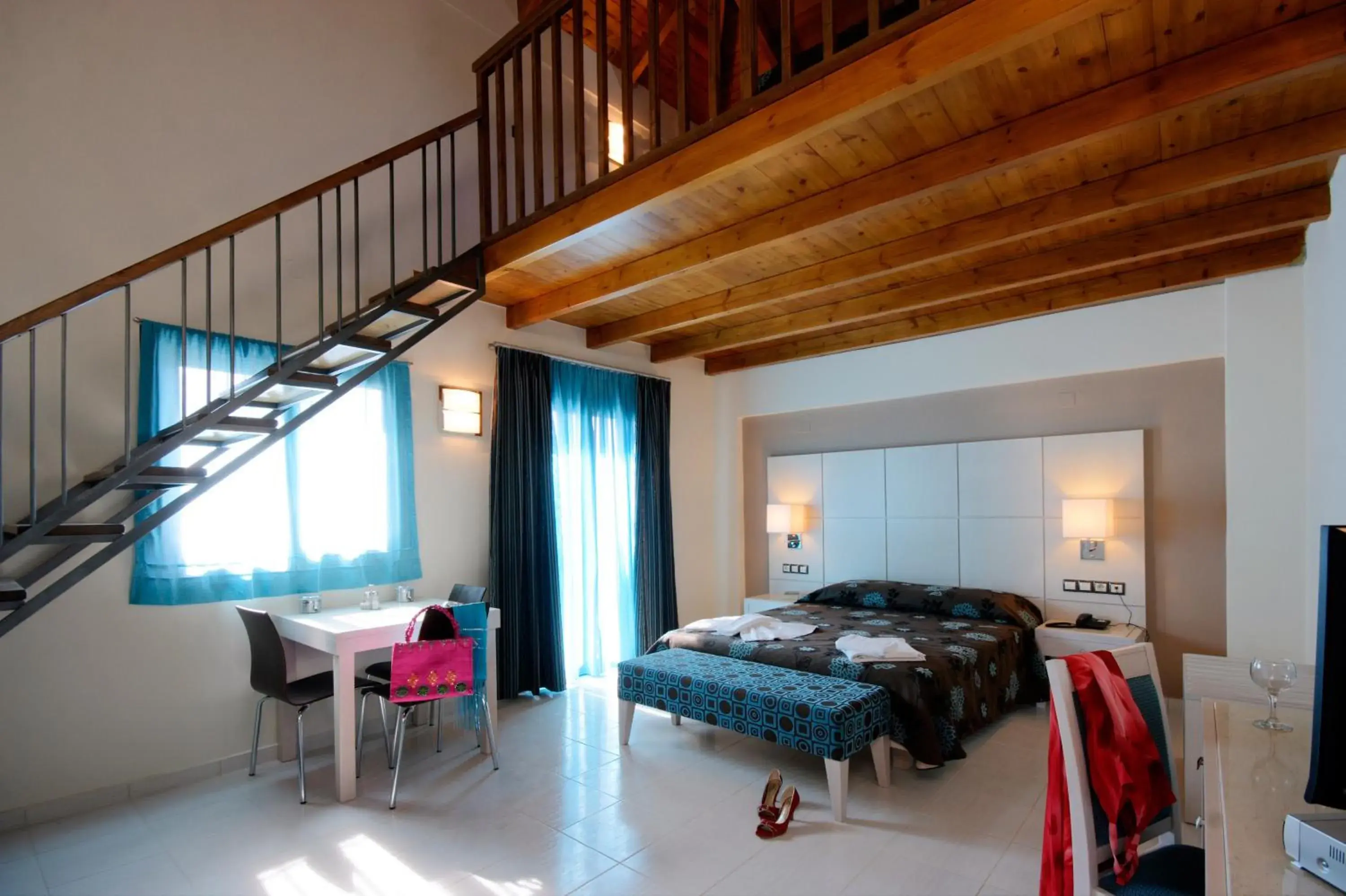 Bedroom, Bed in Theros Hotel Bedroom, Bed in Theros Hotel