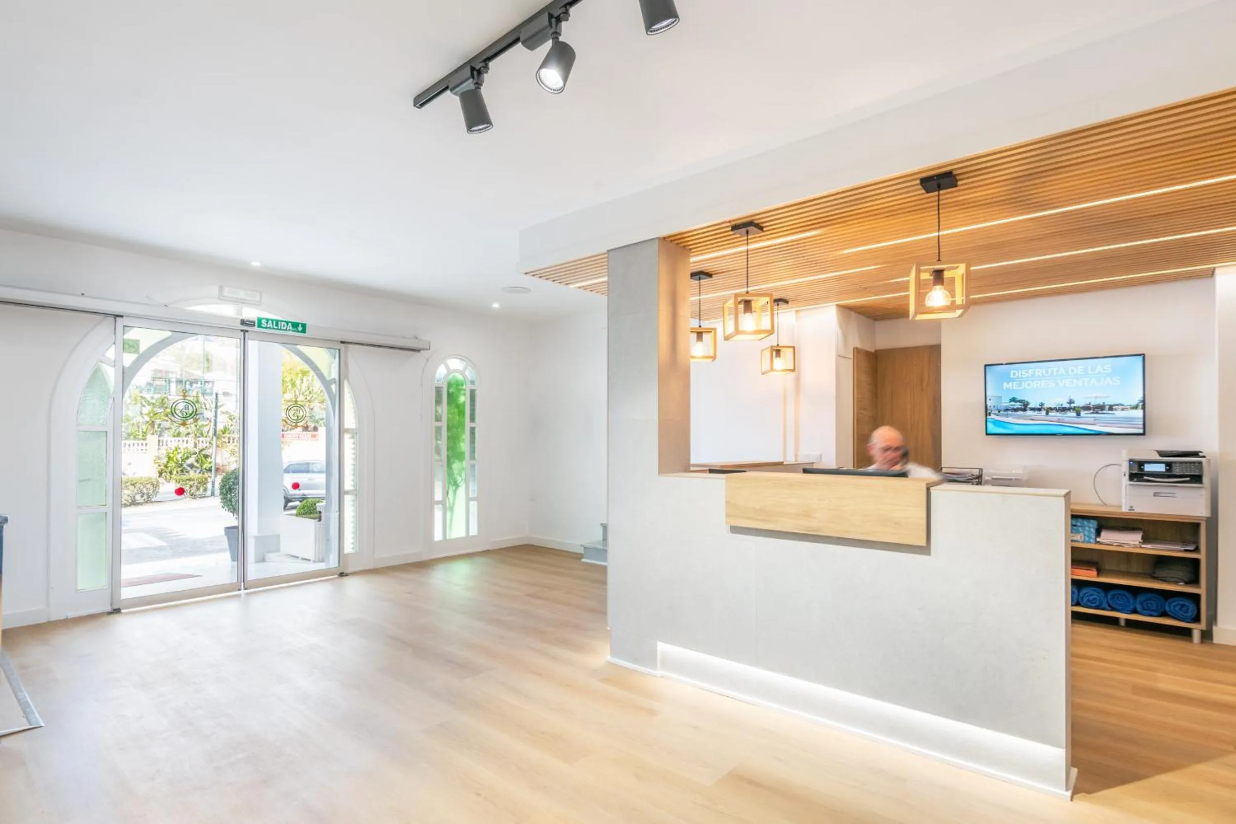 Lobby or reception in Hotel Nerja Club by Dorobe