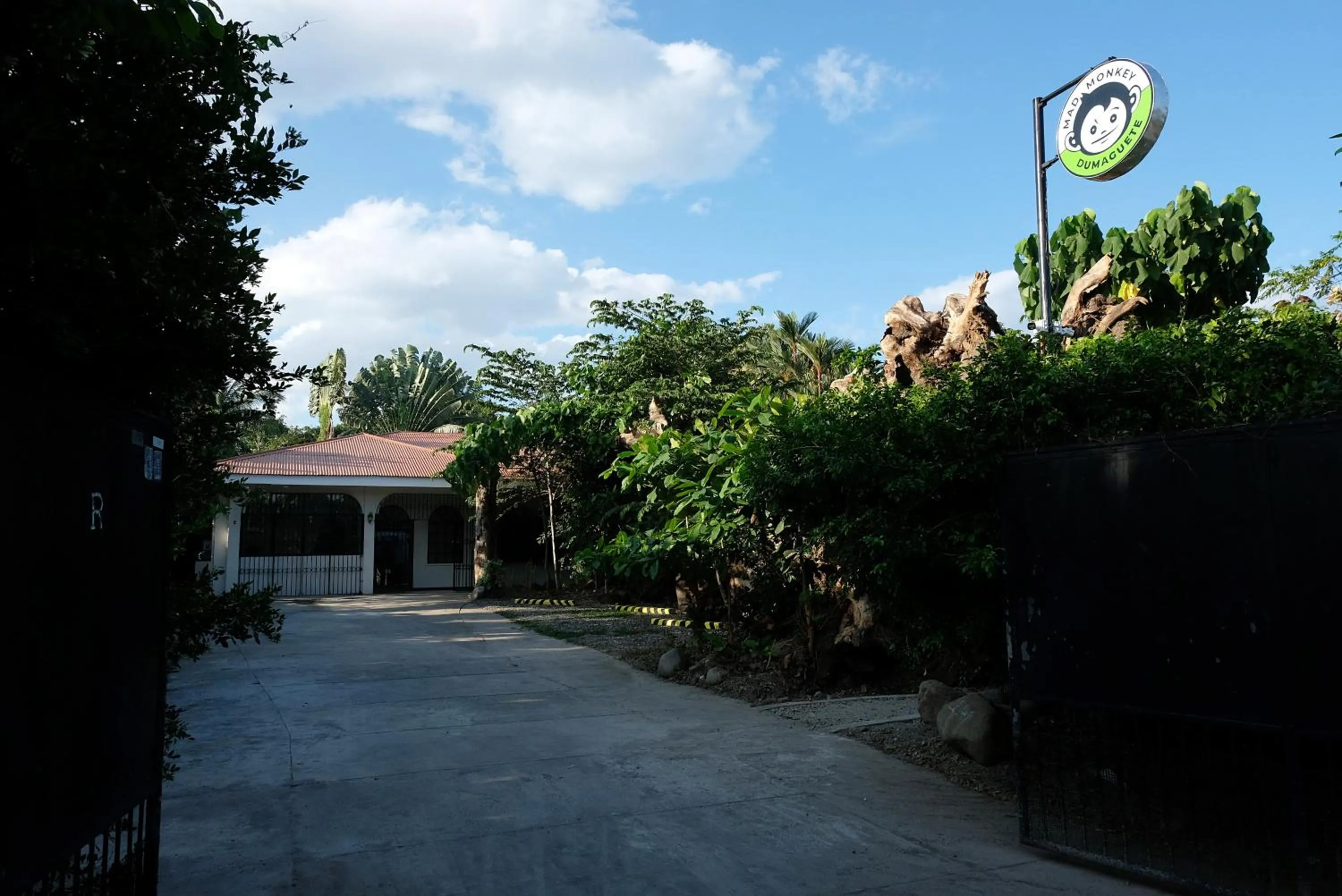 Facade/entrance in Mad Monkey Dumaguete