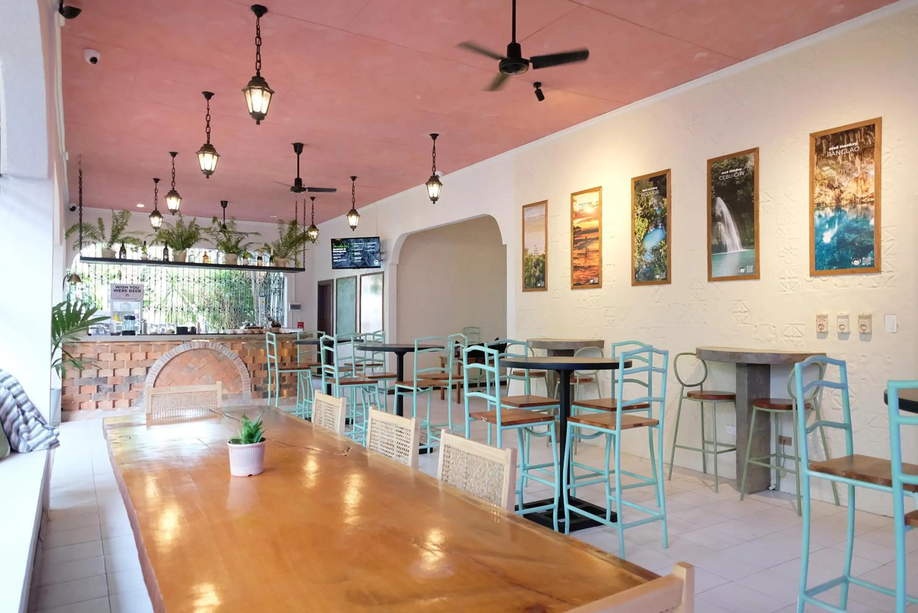 Restaurant/places to eat in Mad Monkey Dumaguete