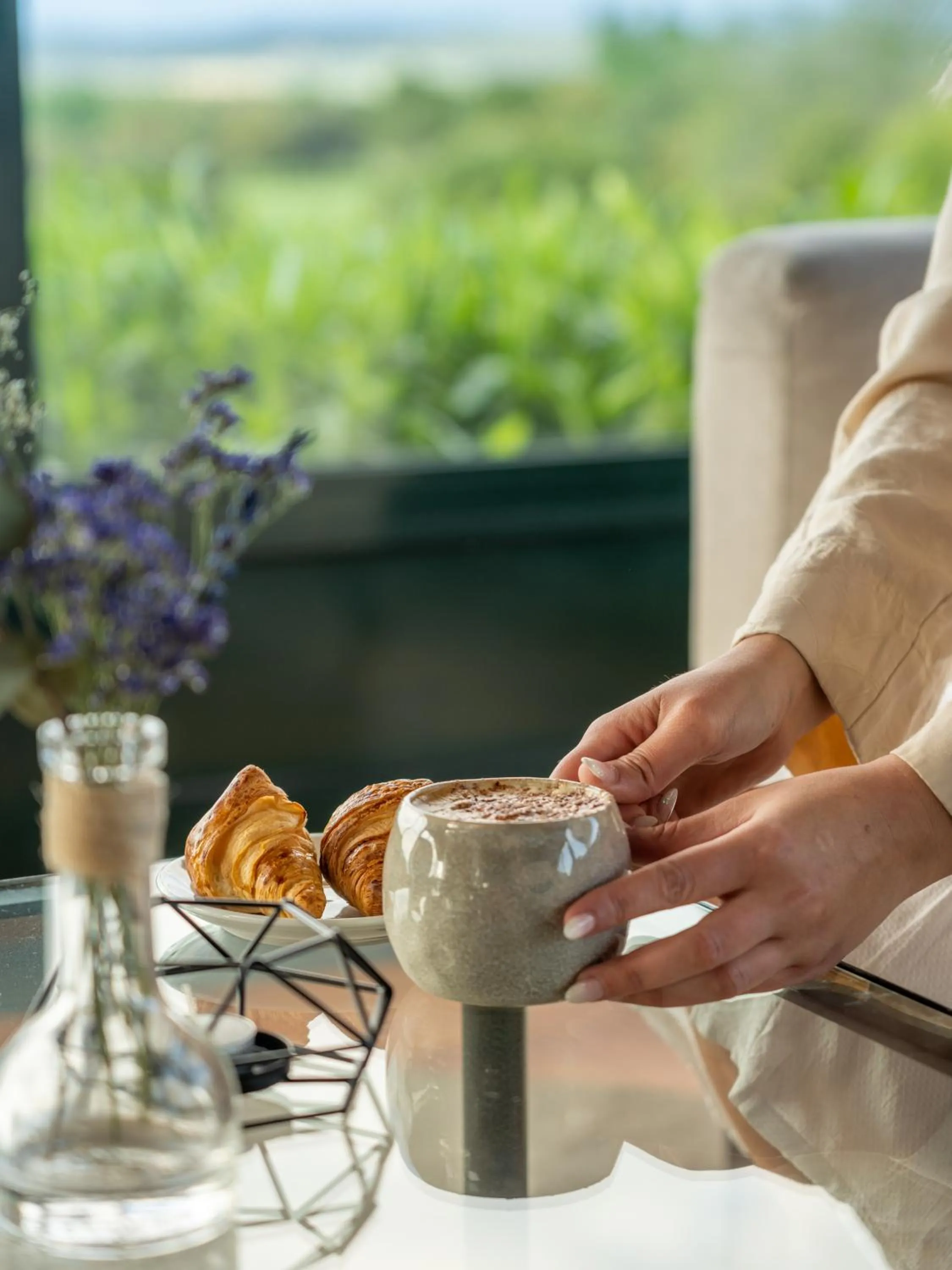 Breakfast in Apartahotel Suites Vila Birdie