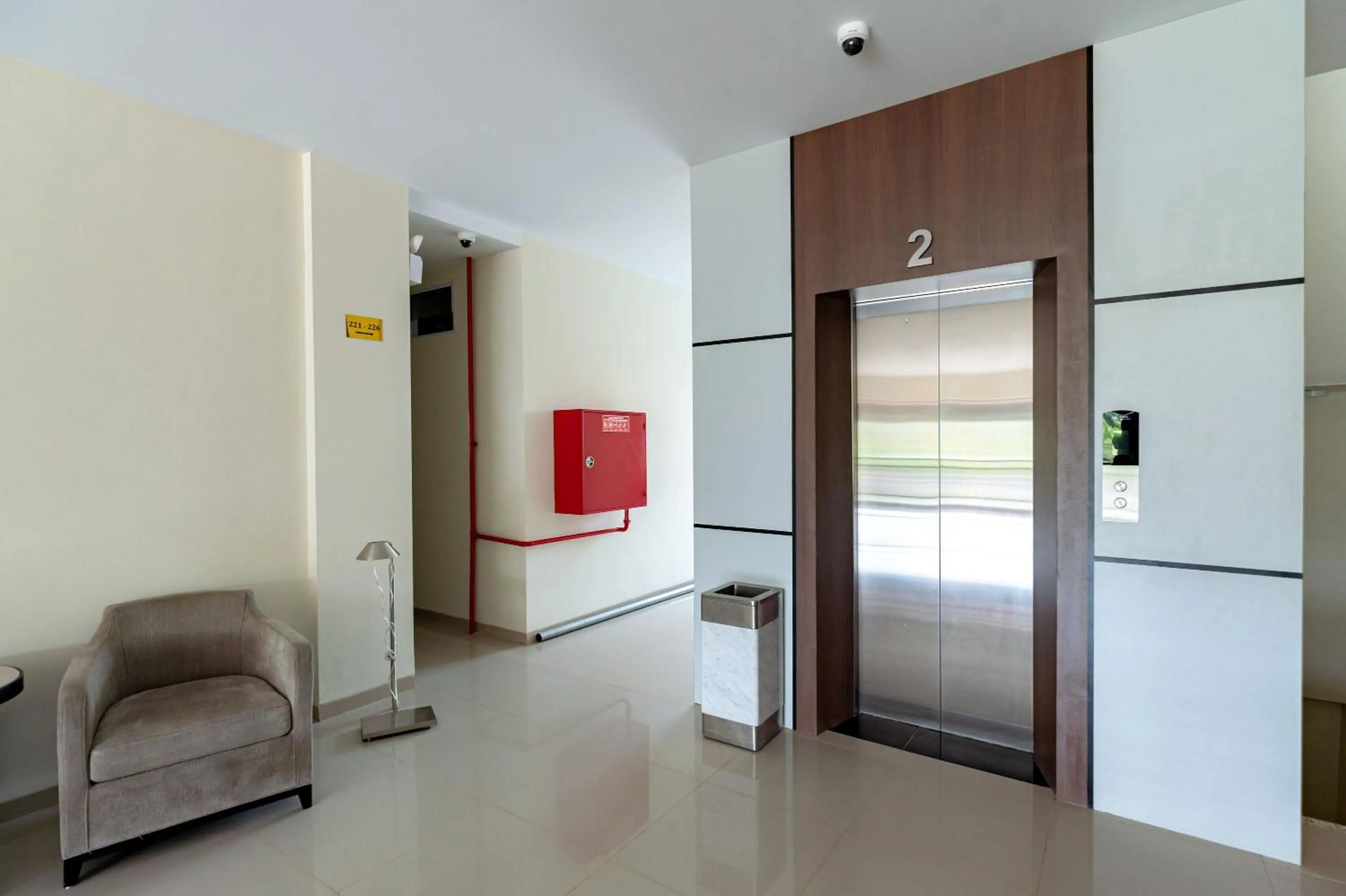 elevator in RedDoorz Plus at Komplek ABC Batu Aji Batam
