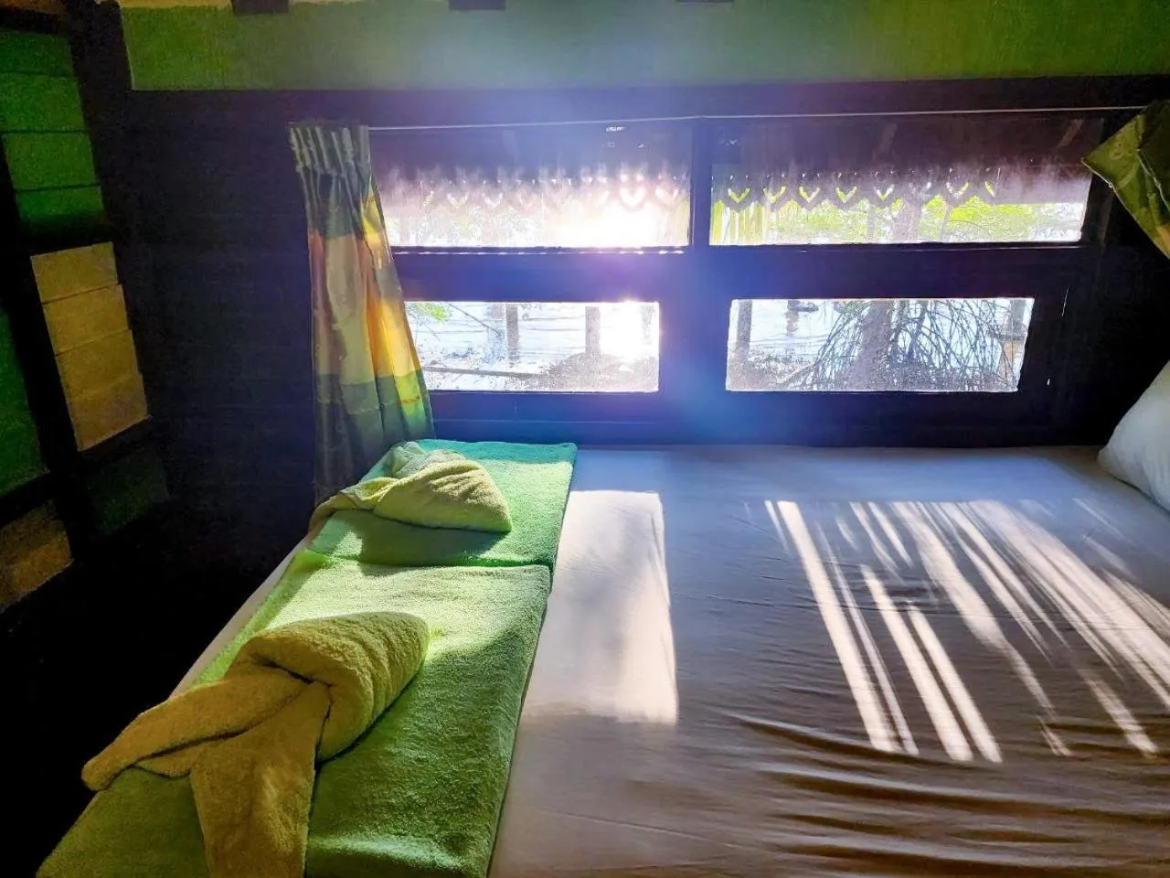 Bed in Banmae Resort Kohchang