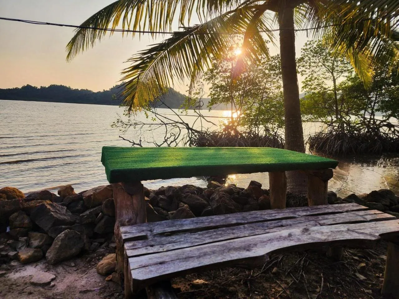 Restaurant/places to eat in Banmae Resort Kohchang