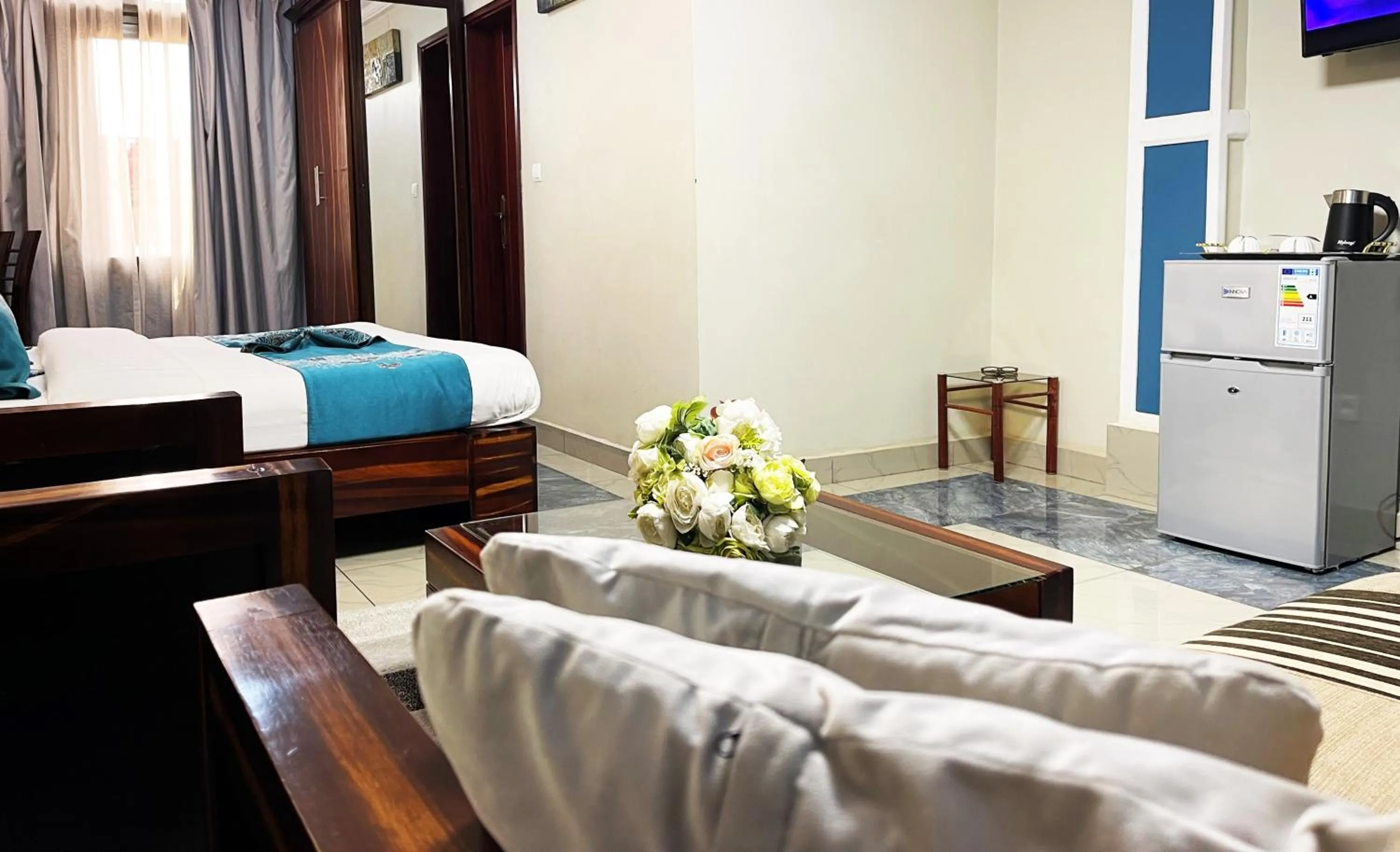 Bed in Hotel Le Kremlin Yaoundé