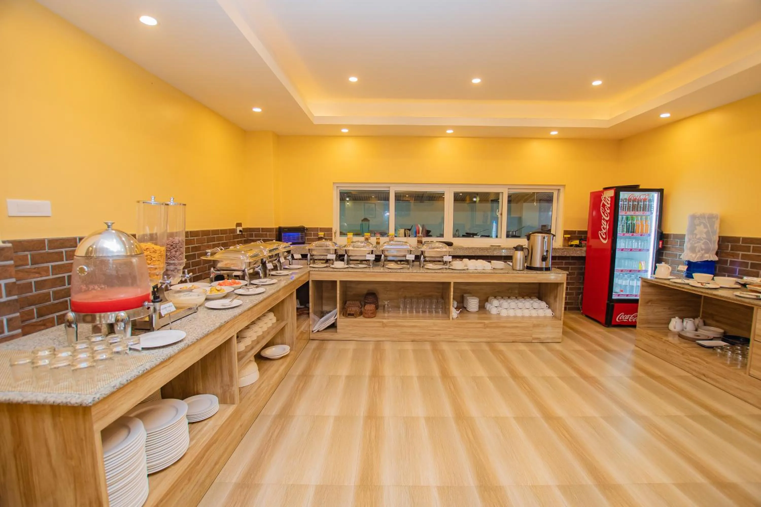 Food and drinks in Hotel Hidden Kingdom