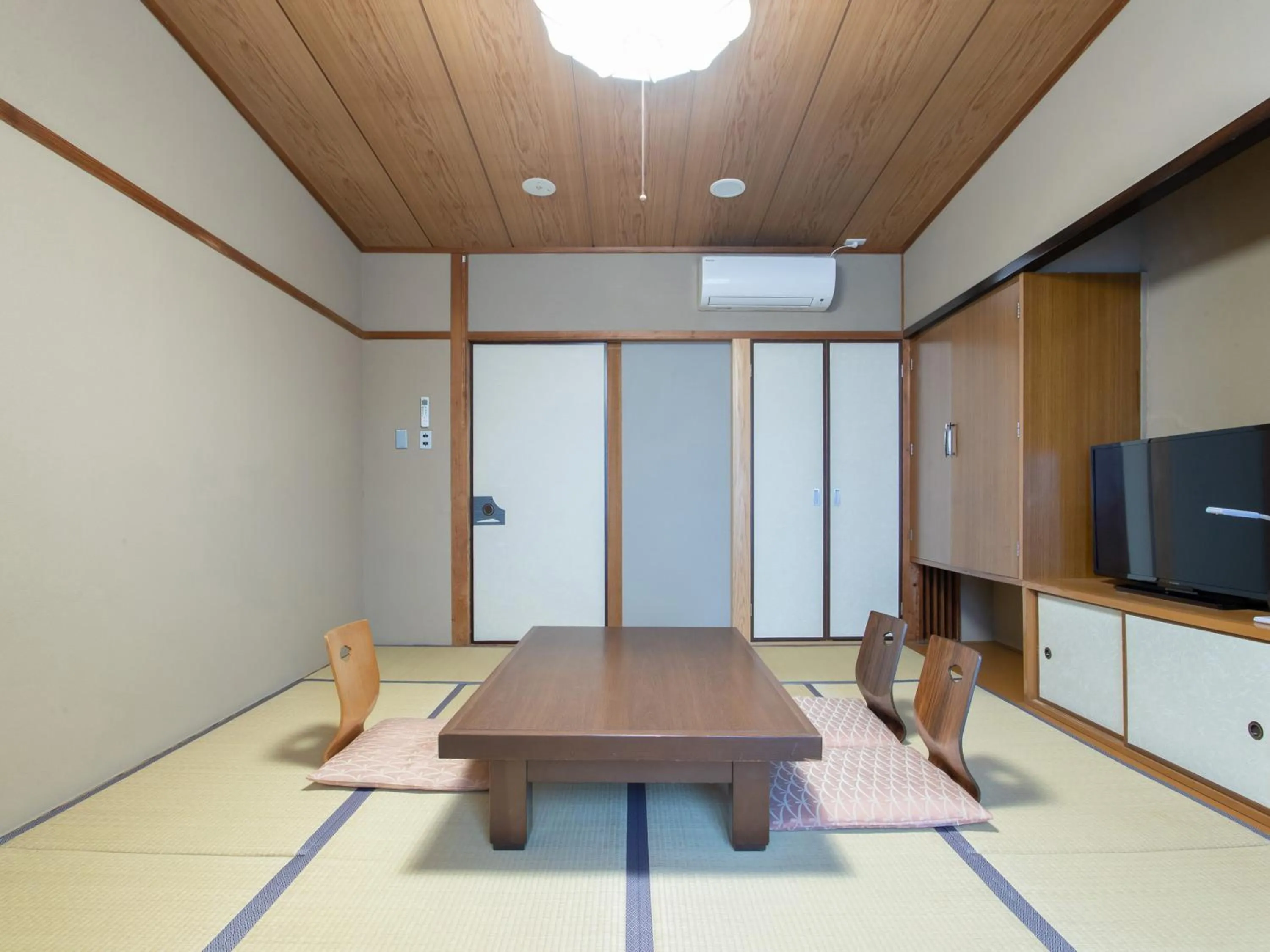 Photo of the whole room in Tabist Hotel Chouseikaku