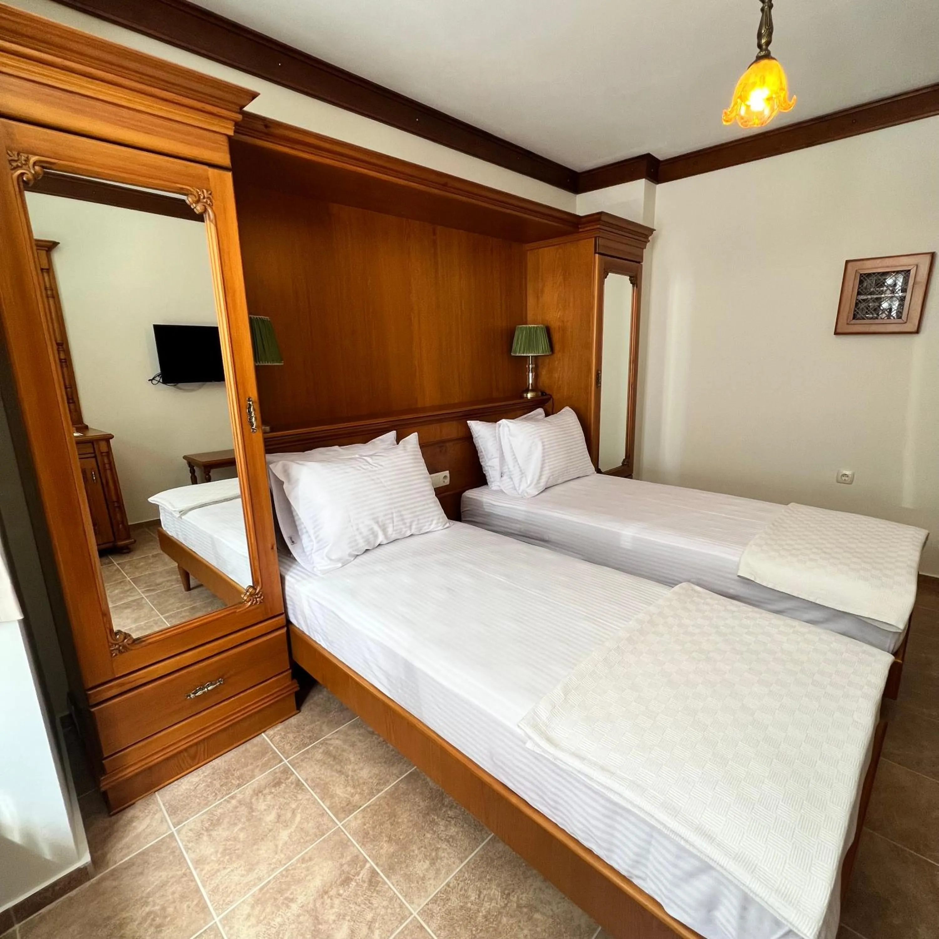 Photo of the whole room, Bed in KAZDAĞLARI ZEYTUNİHAN BUTİK OTEL