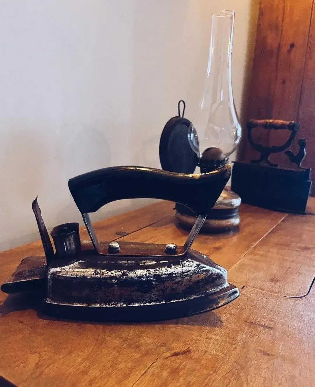 Communal lounge/ TV room in KAZDAĞLARI ZEYTUNİHAN BUTİK OTEL Communal lounge/ TV room in KAZDAĞLARI ZEYTUNİHAN BUTİK OTEL