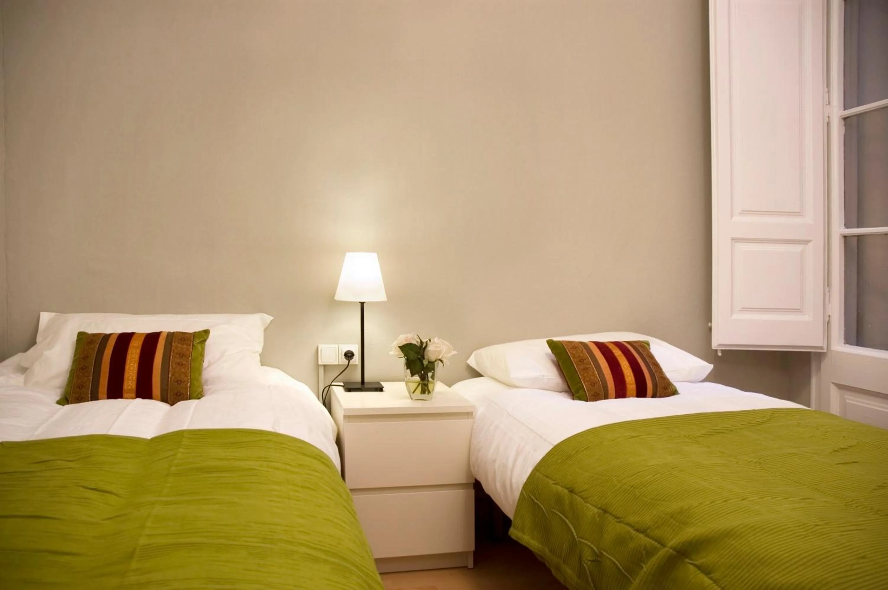 Bedroom, Bed in Barcelonaguest